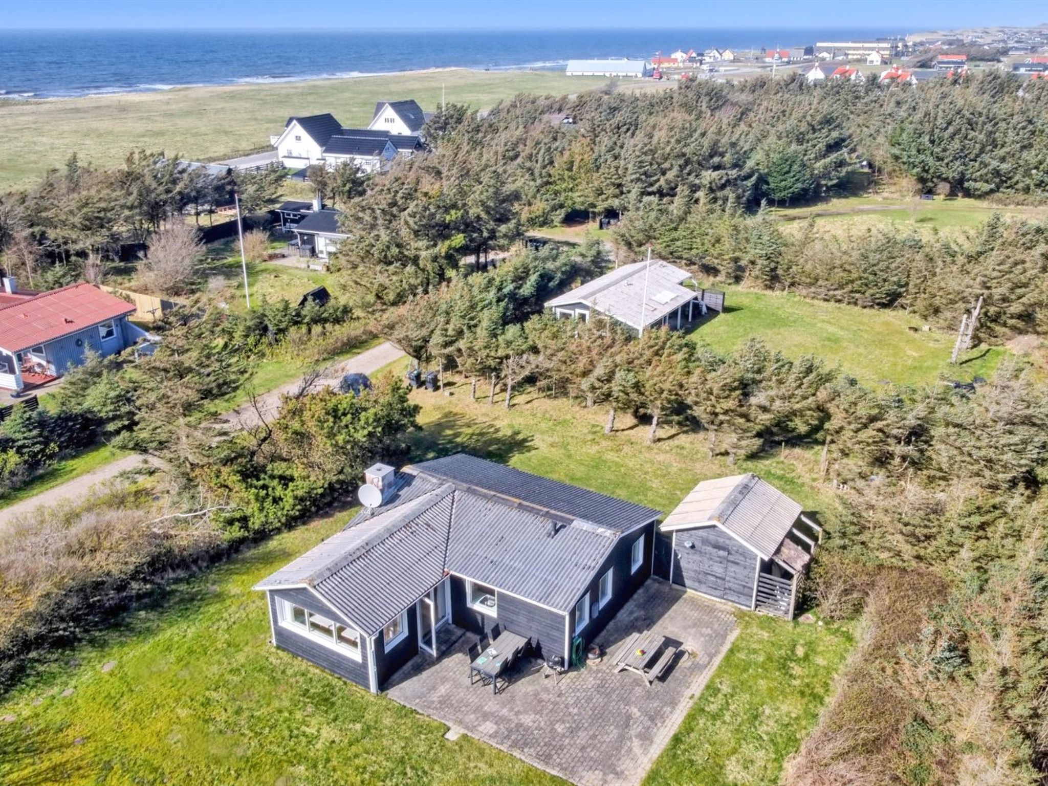 "Lisabeth" - 250m from the sea