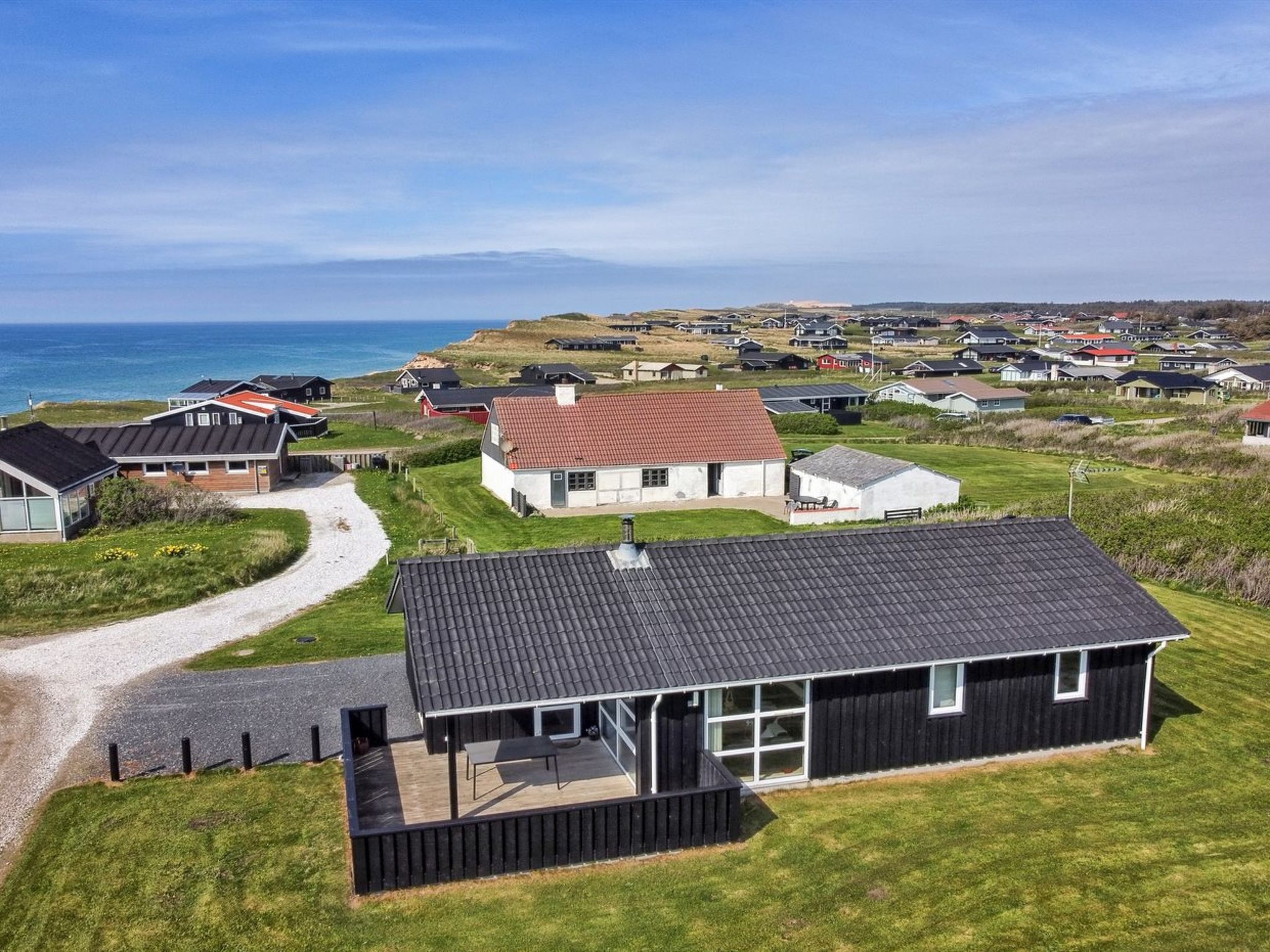 "Eyvin" - 100m from the sea