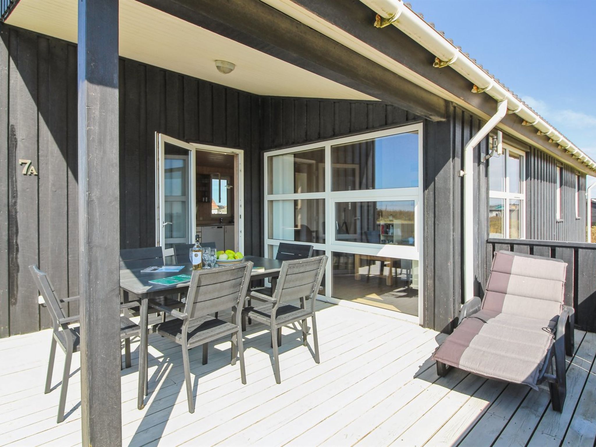 "Eyvin" - 100m from the sea - Buiten
