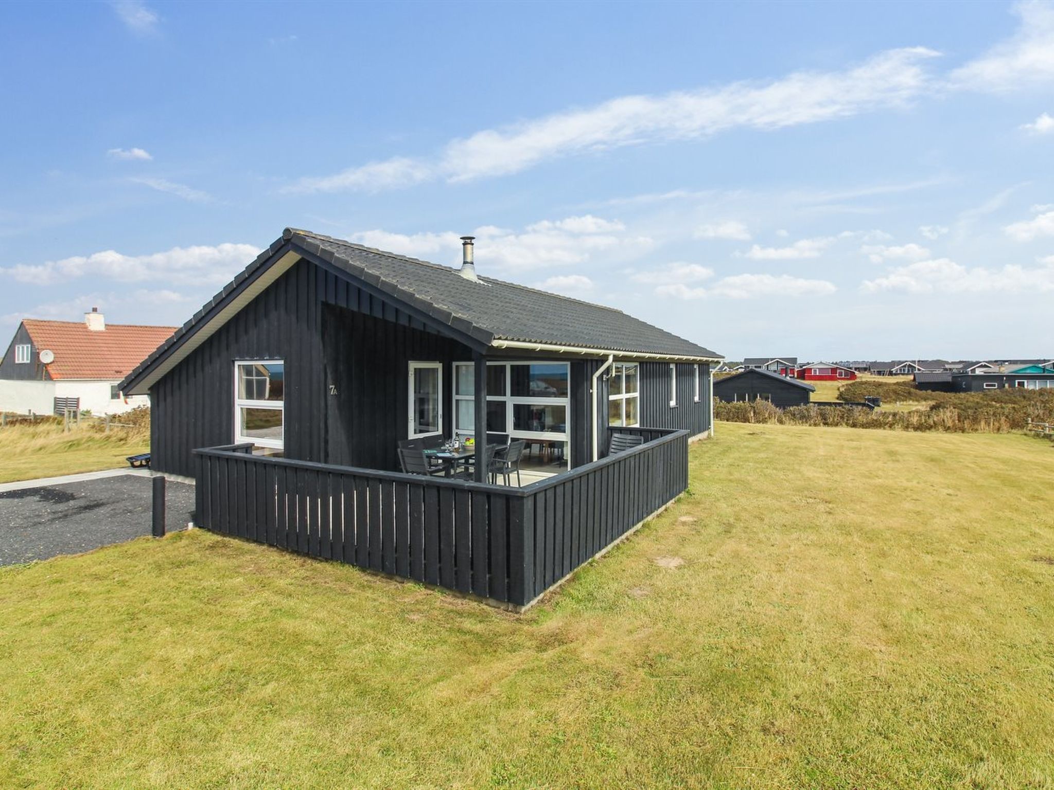 "Eyvin" - 100m from the sea - Buiten