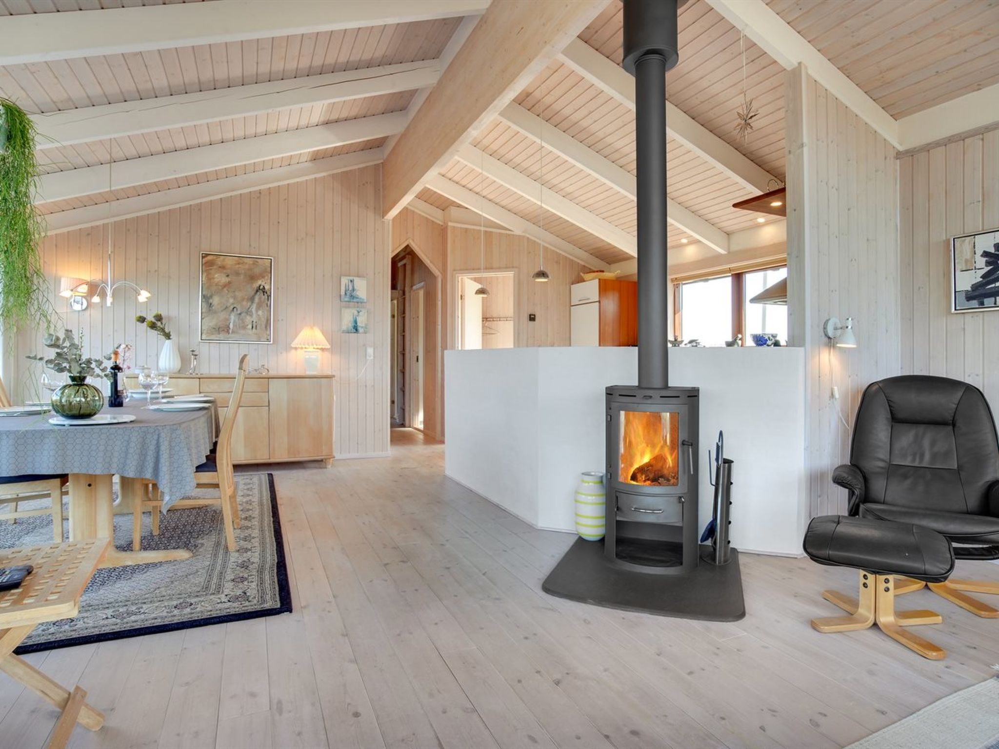 "Riana" - 375m from the sea - Inside