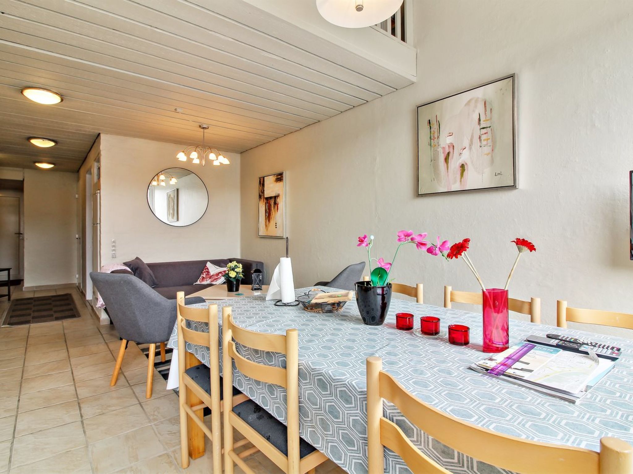 "Emiliana" - 500m from the sea - Binnen