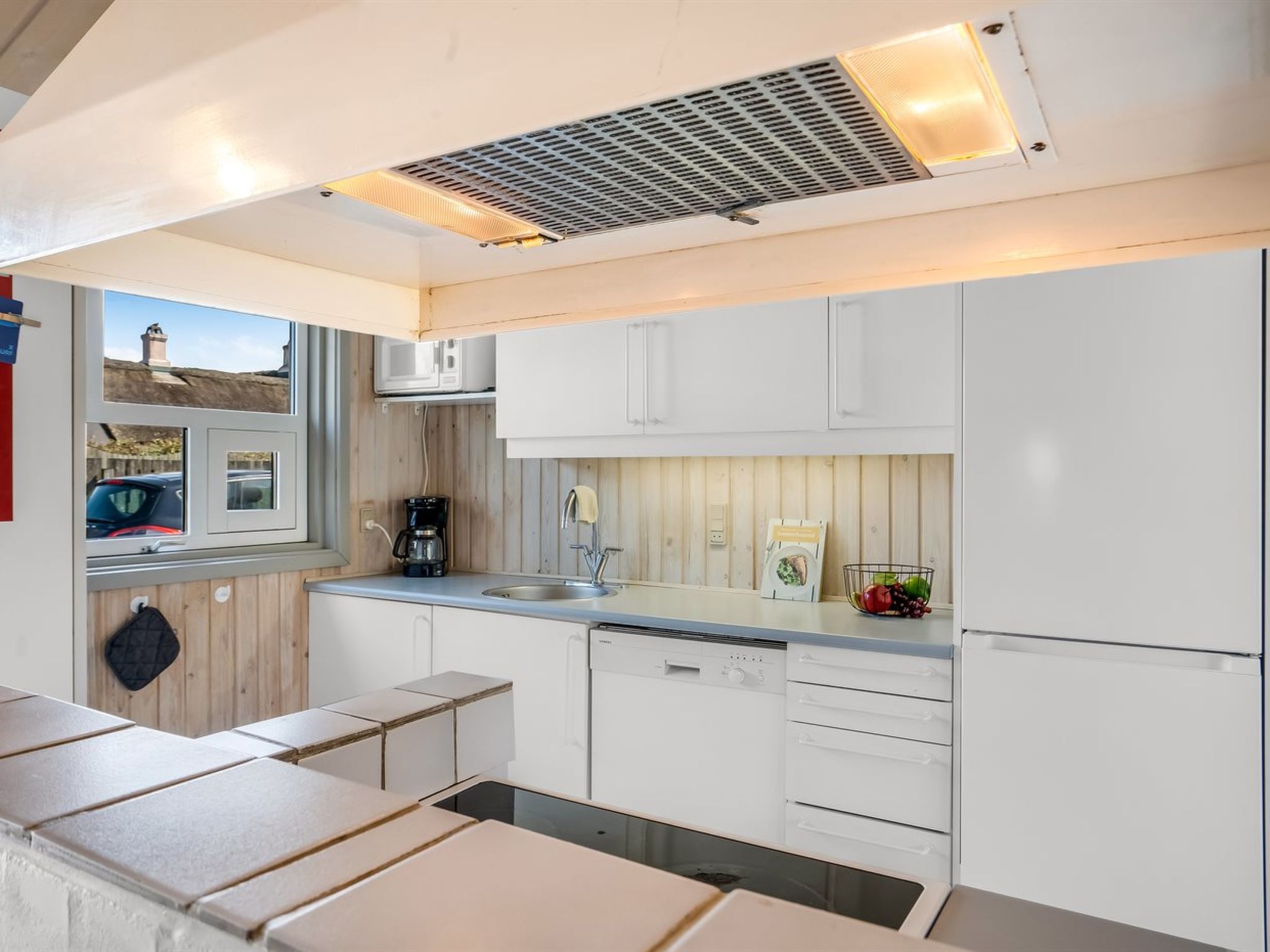 "Lazorka" - 450m from the sea - Binnen