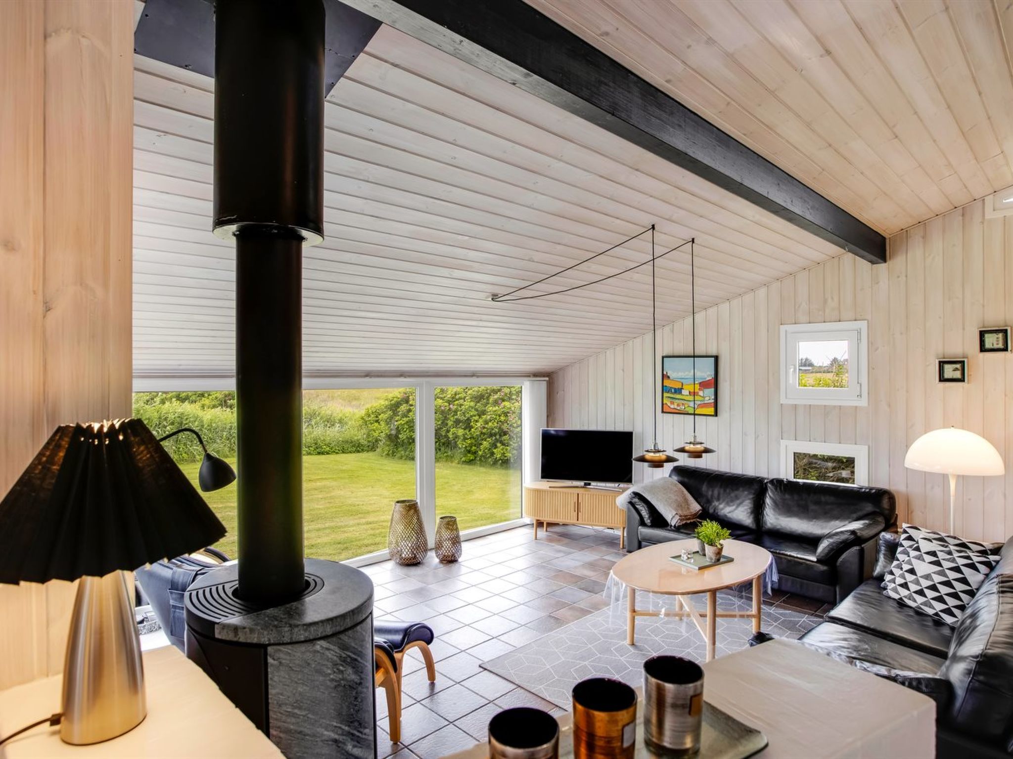 "Tinja" - 700m from the sea