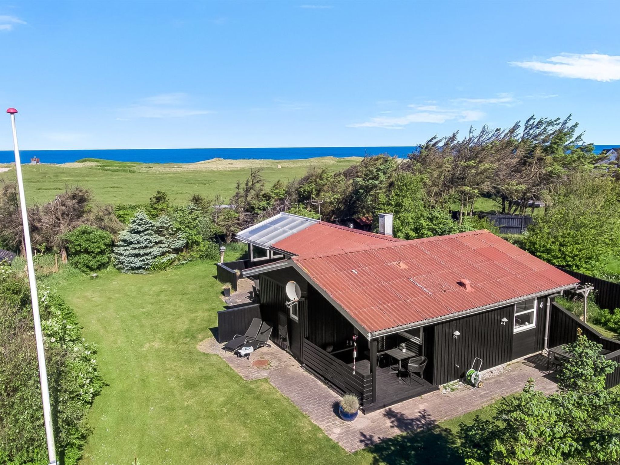 "Henryette" - 200m from the sea