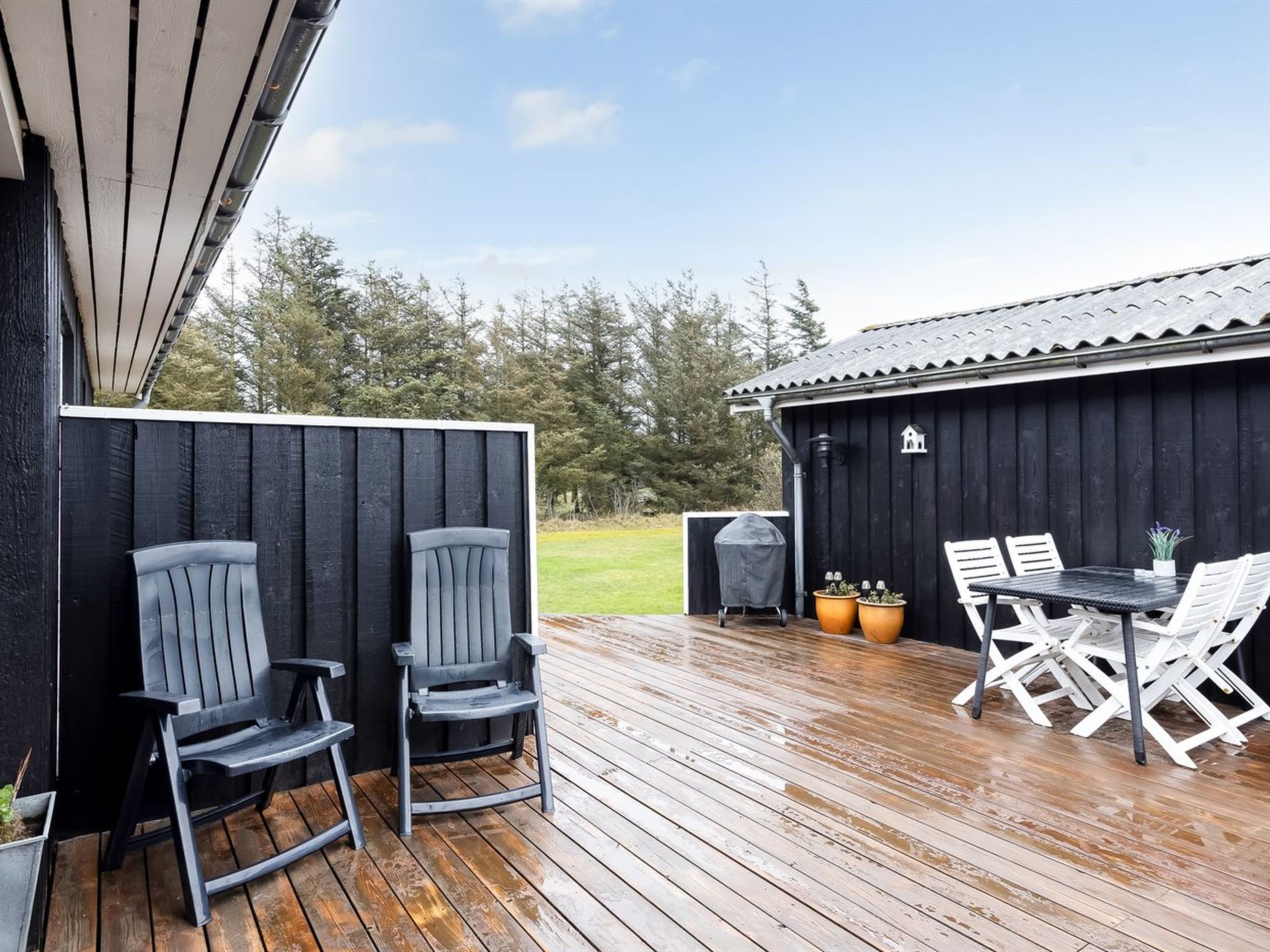 "Pertti" - 400m from the sea - Buiten