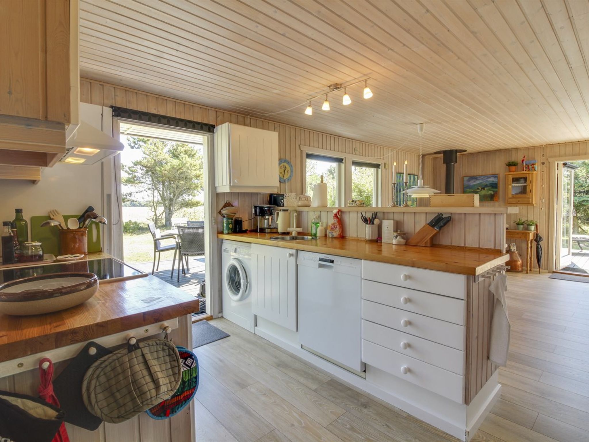 "Birgid" - 900m from the sea-Inside