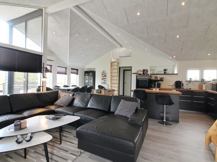 Search and Stay destination Løkken, Denmark from . "Aldina" - 1.5km from the sea in NW Jutland