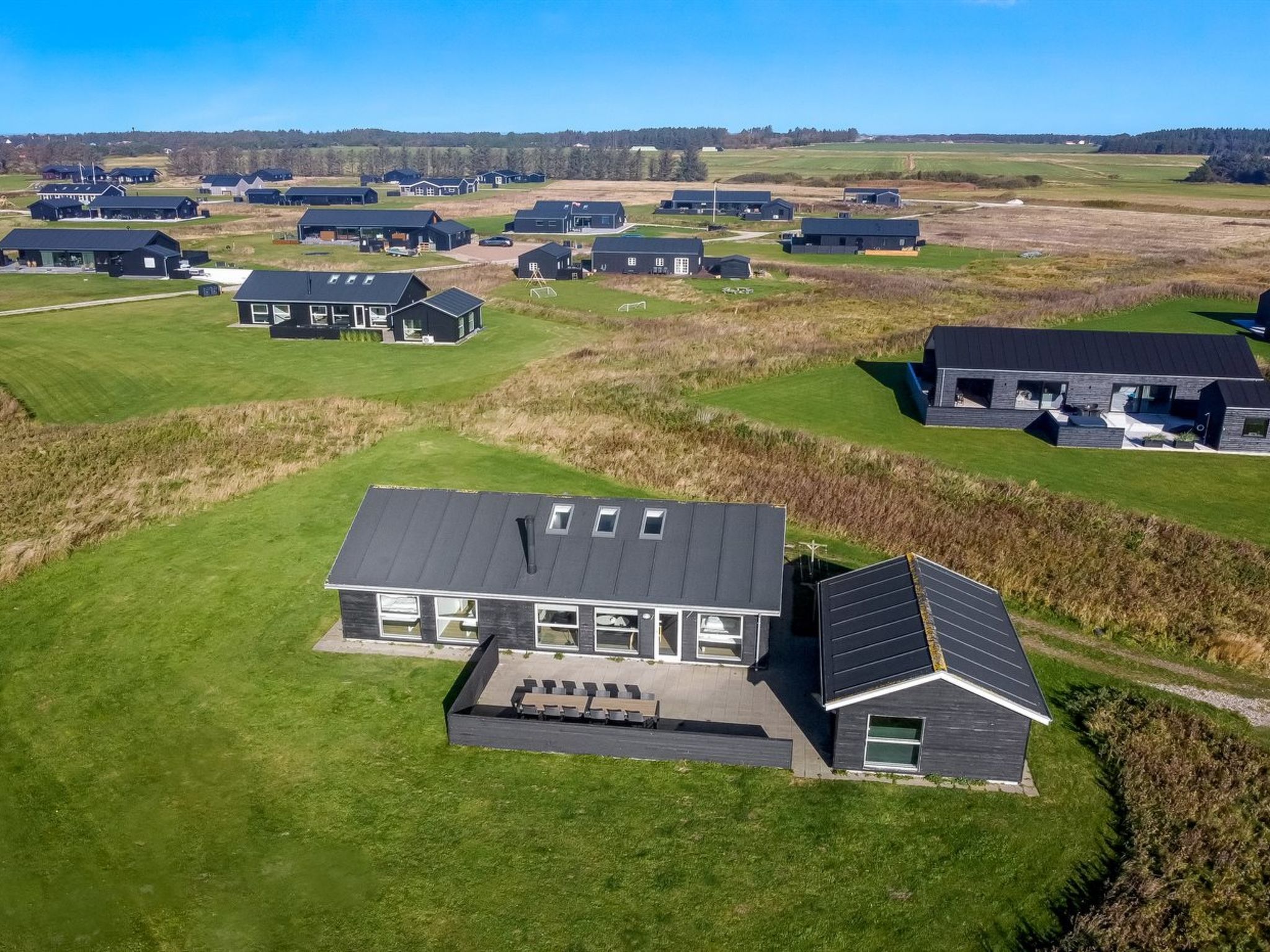 "Kirsi" - 1.6km from the sea