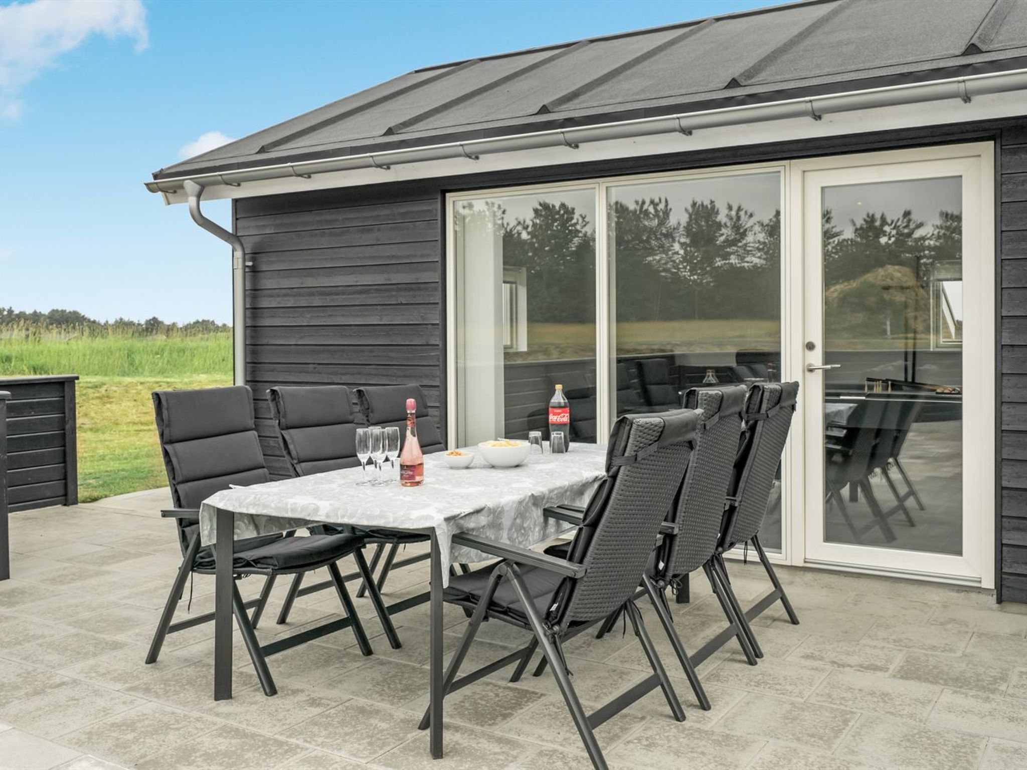 "Fegge" - 1.5km from the sea - Outside