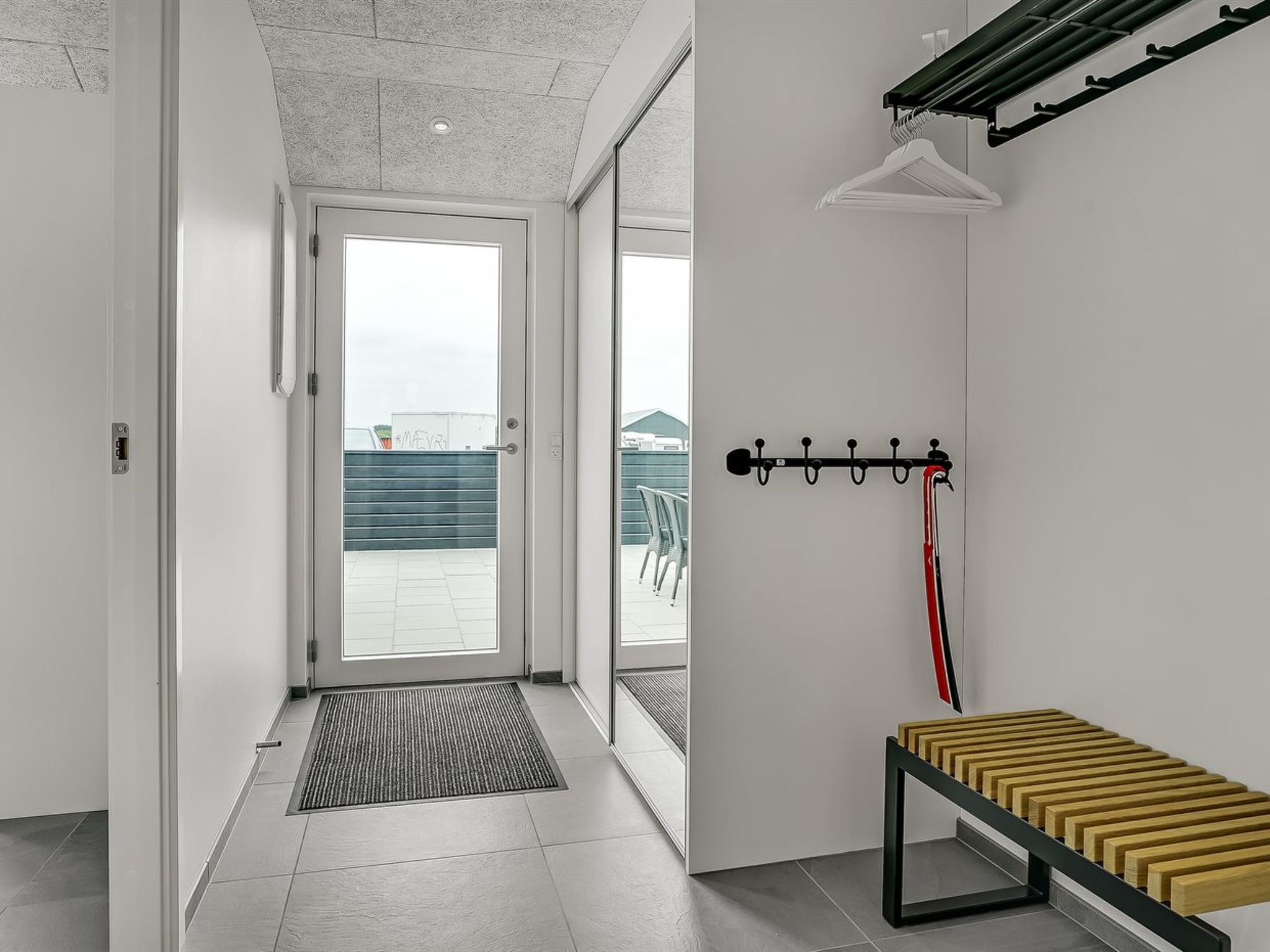 "Fegge" - 1.5km from the sea - Inside