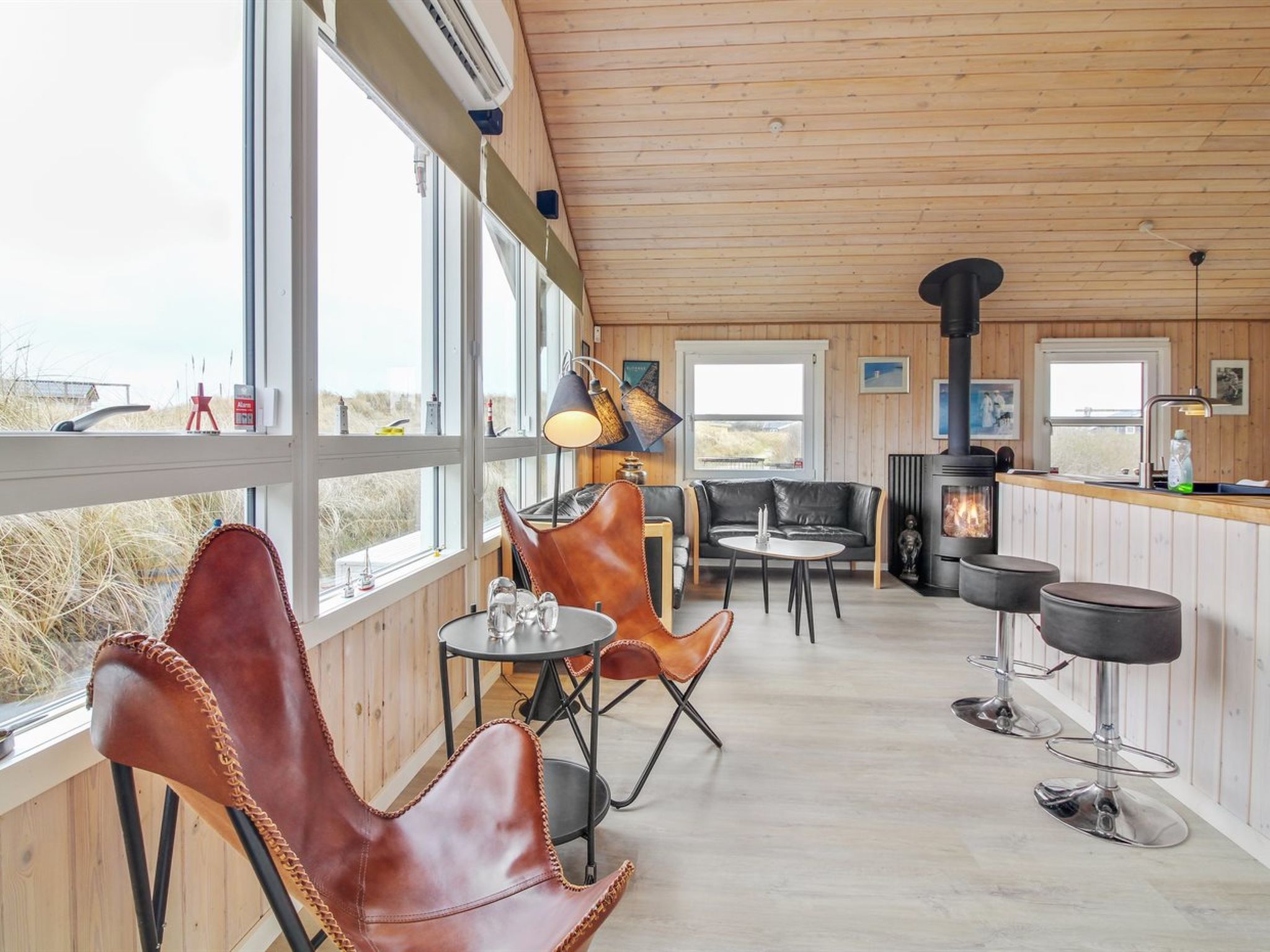 "Har" - 400m from the sea - Inside