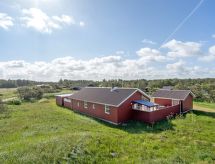"Karlsson" - 500m from the sea
