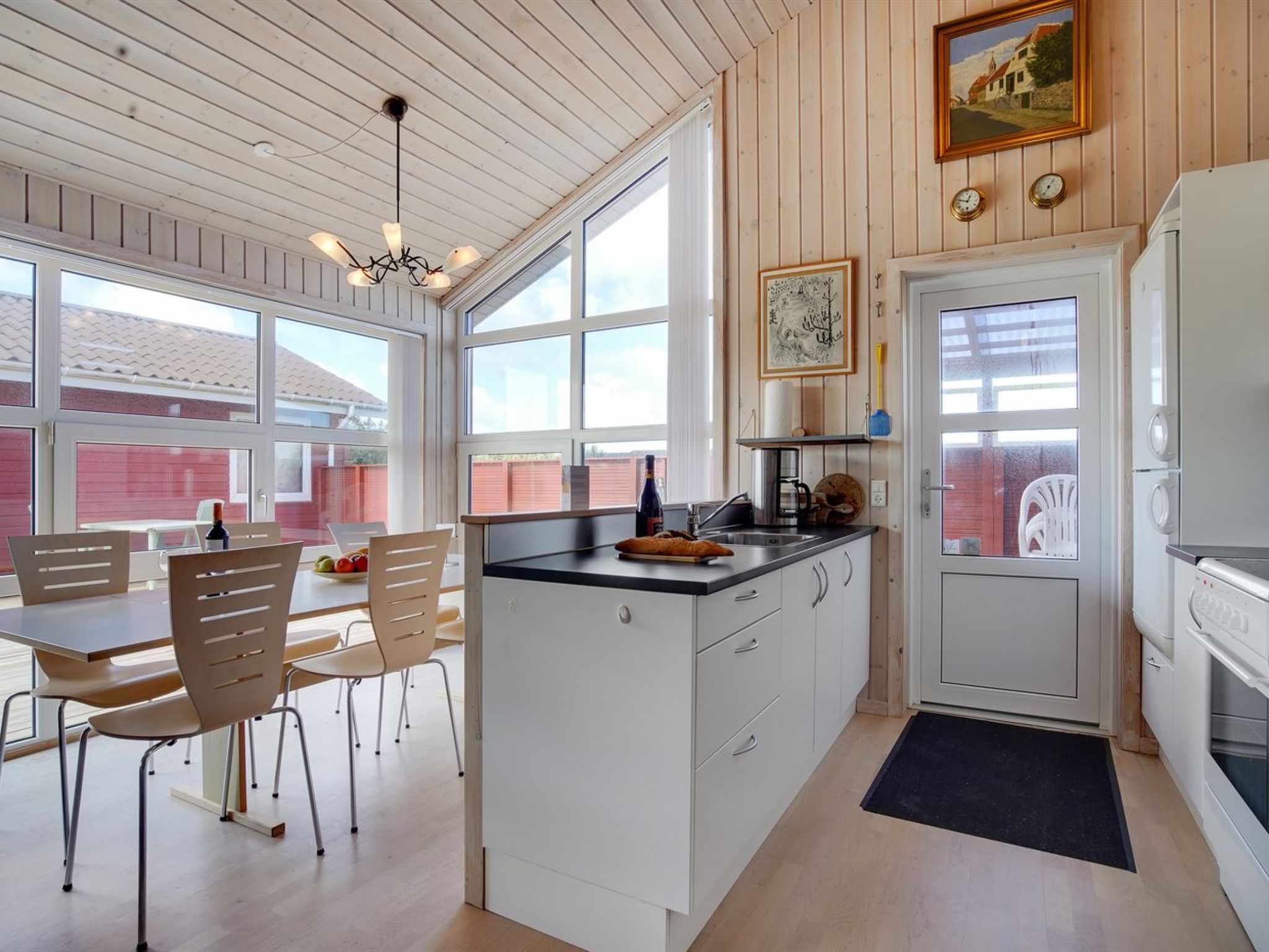 "Karlsson" - 500m from the sea - Inside
