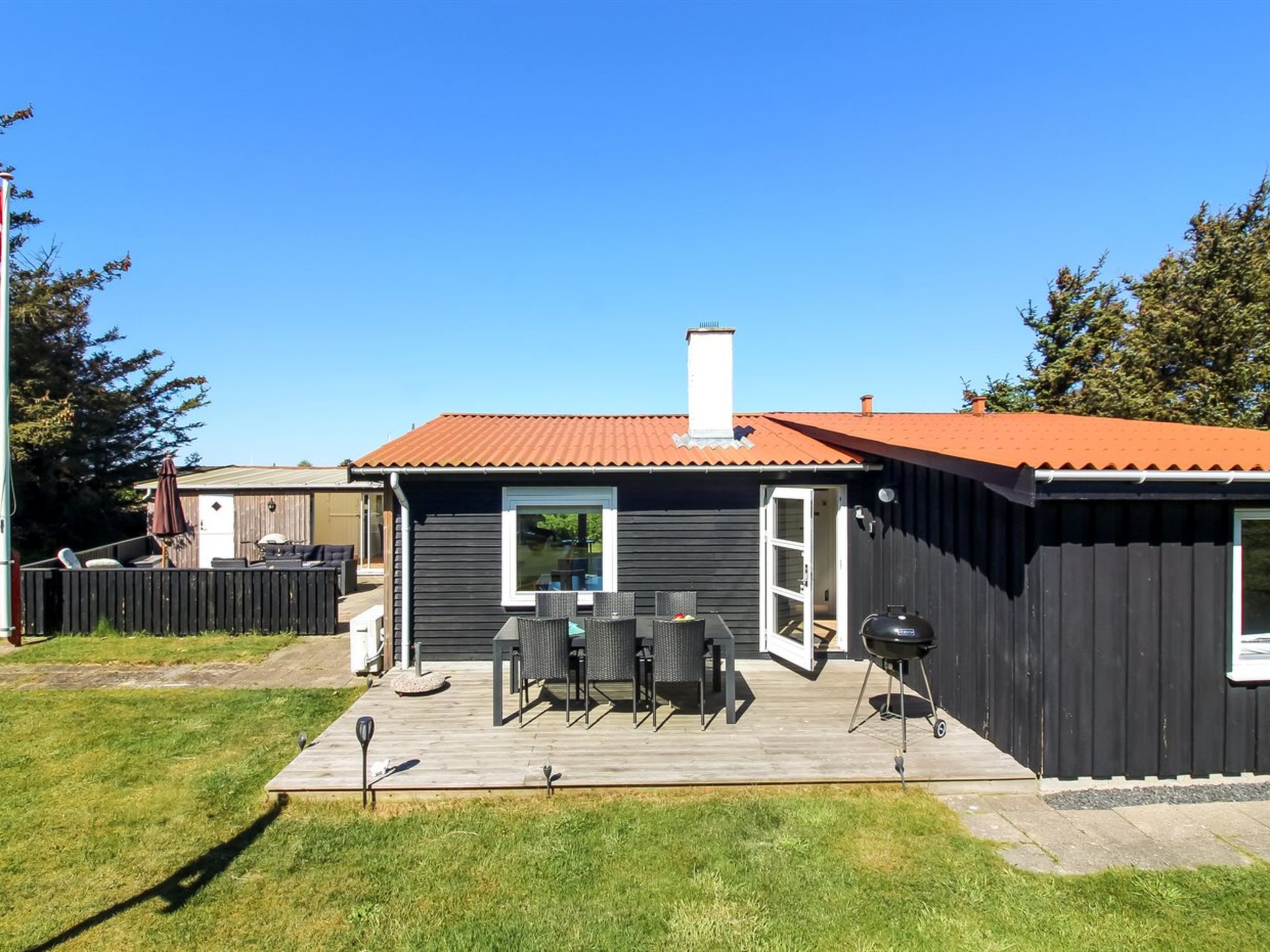 "Daren" - 600m from the sea - Outside
