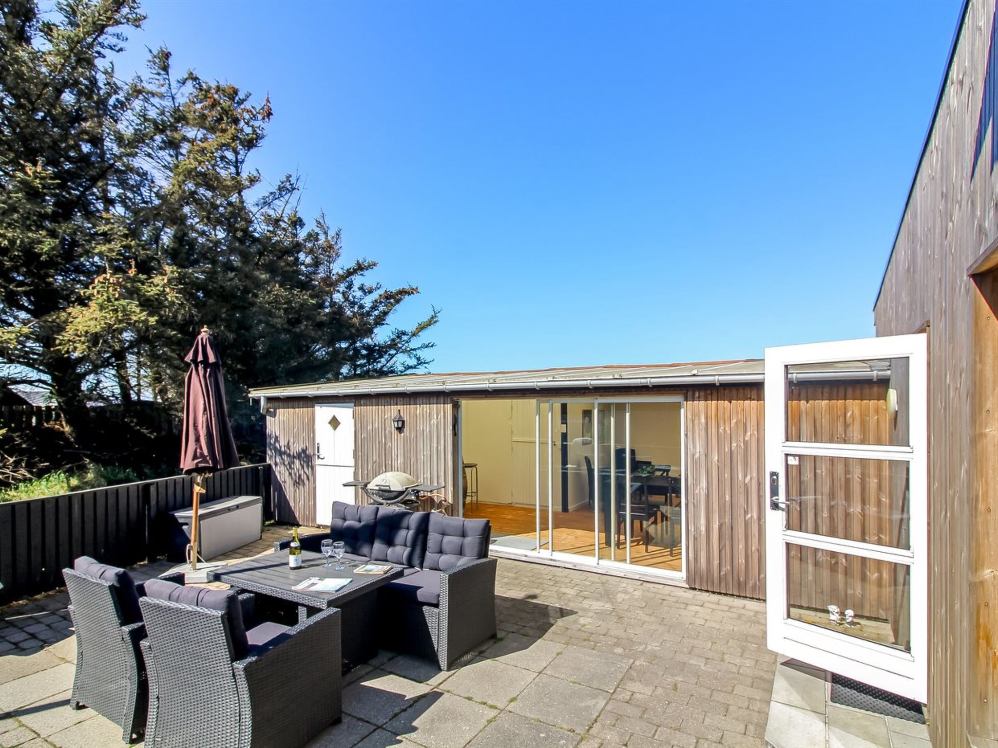 "Daren" - 600m from the sea-Buiten