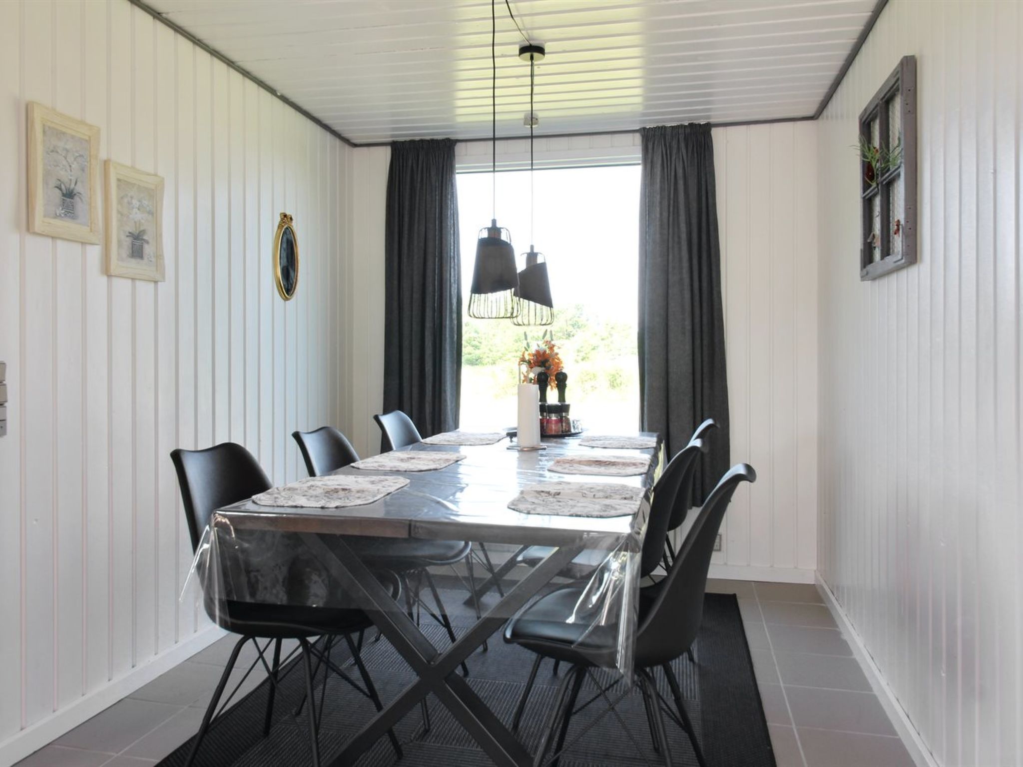 "Demus" - 900m from the sea - Binnen