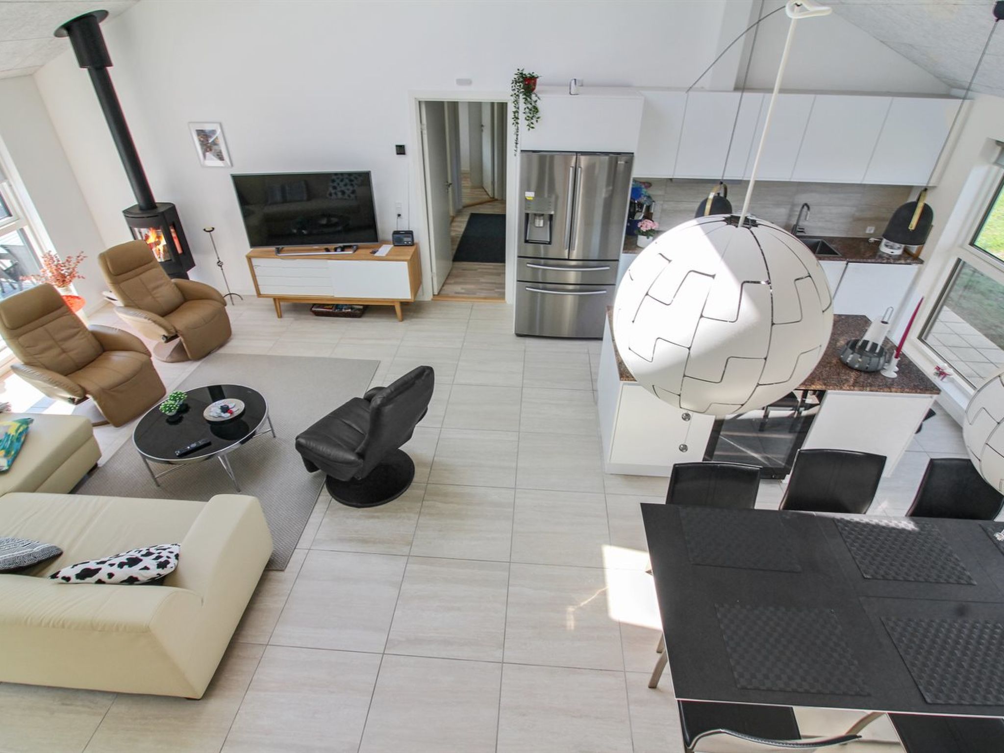 "Eveline" - 1.5km from the sea-Binnen