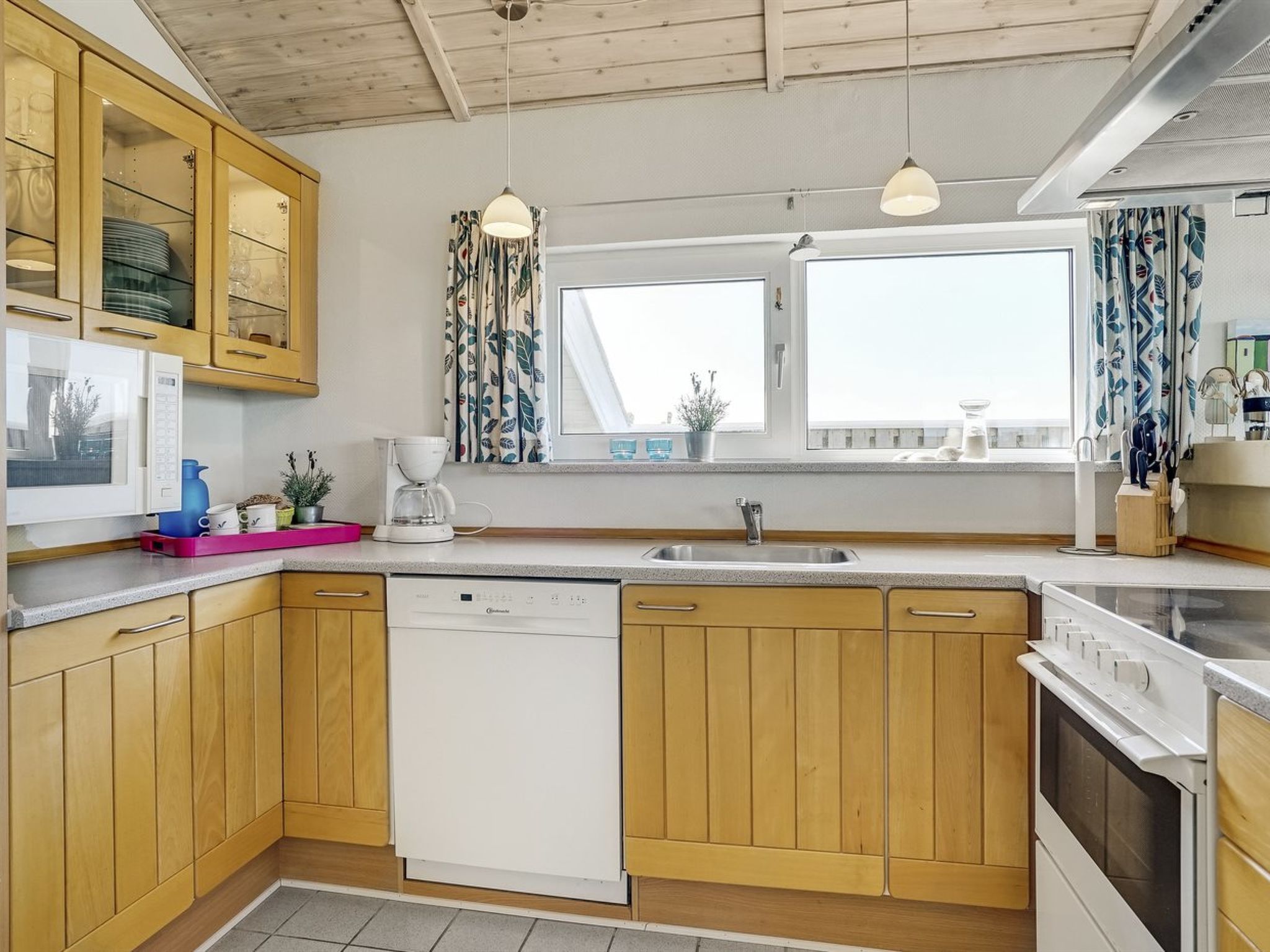 "Thorbiorn" - 350m from the sea - Binnen