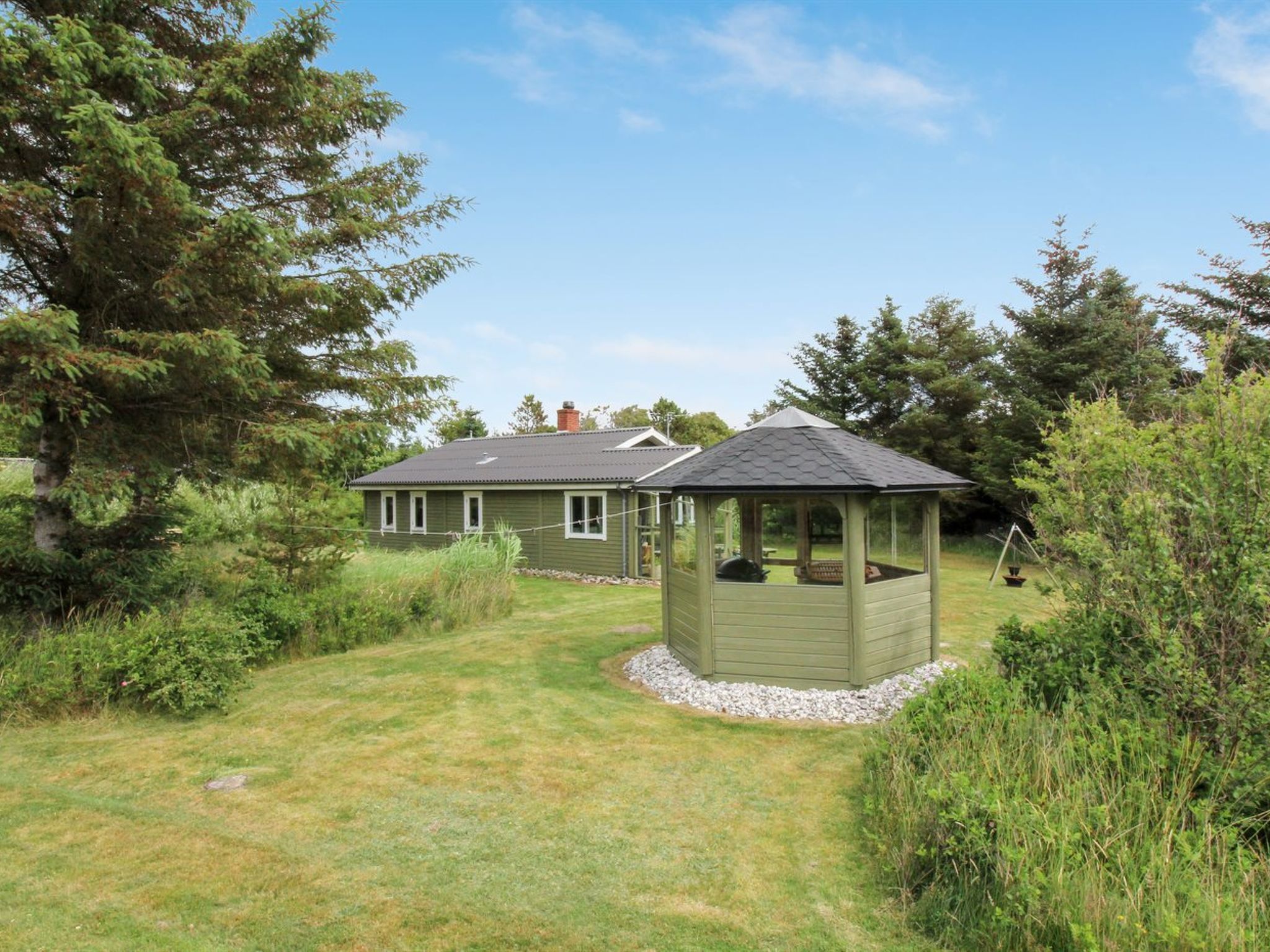 "Ele" - 900m from the sea - Buiten