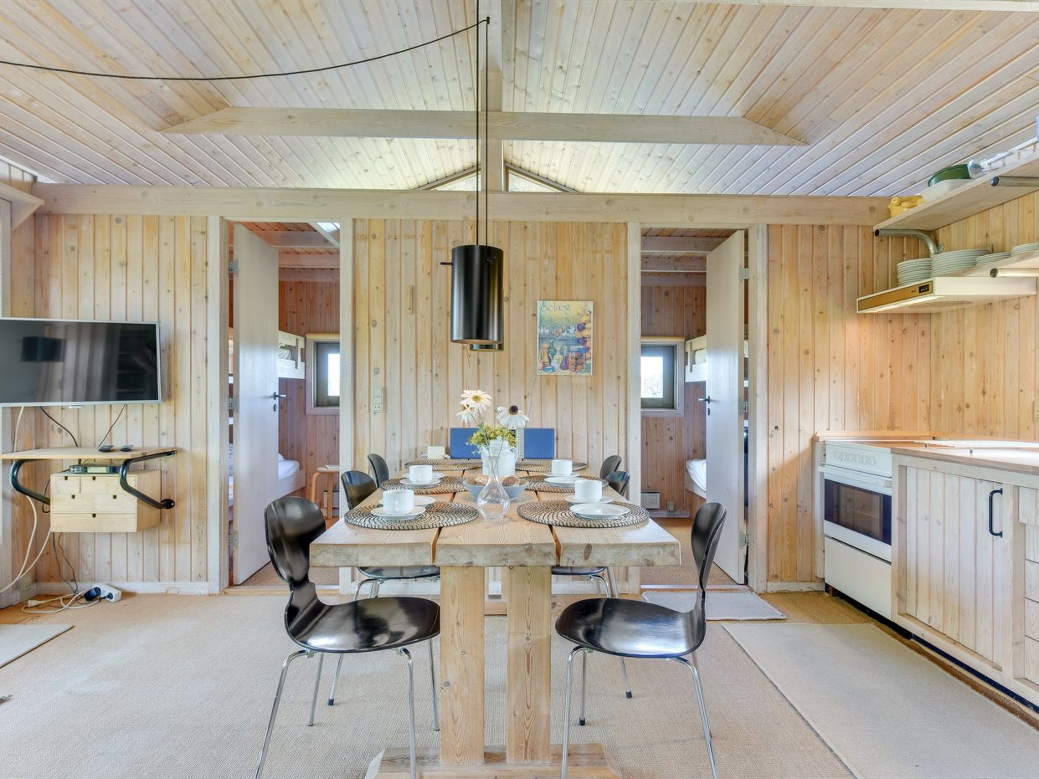 "Aiva" - 1.5km from the sea - Binnen
