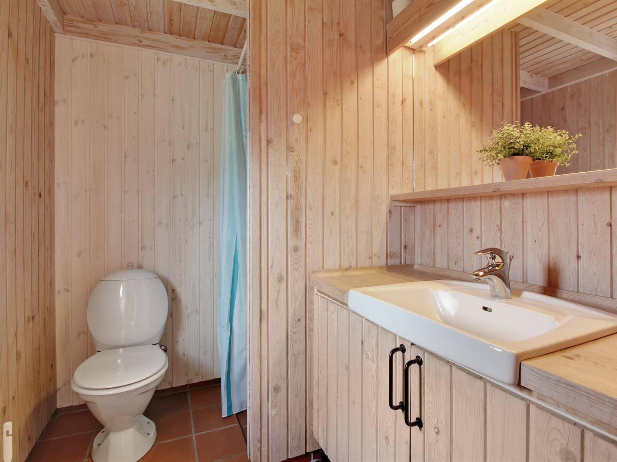 "Aiva" - 1.5km from the sea - Binnen