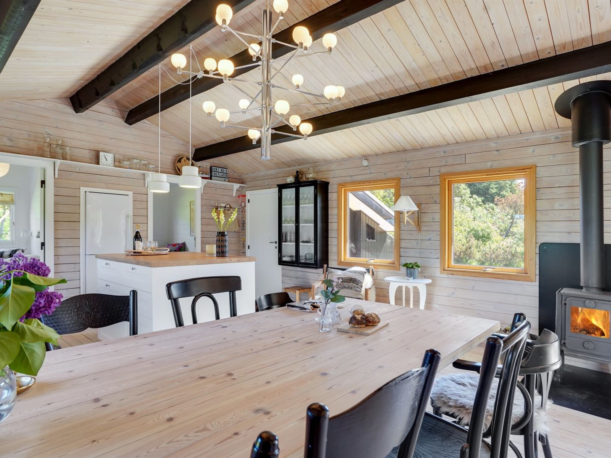 "Skogh" - 600m from the sea - Binnen