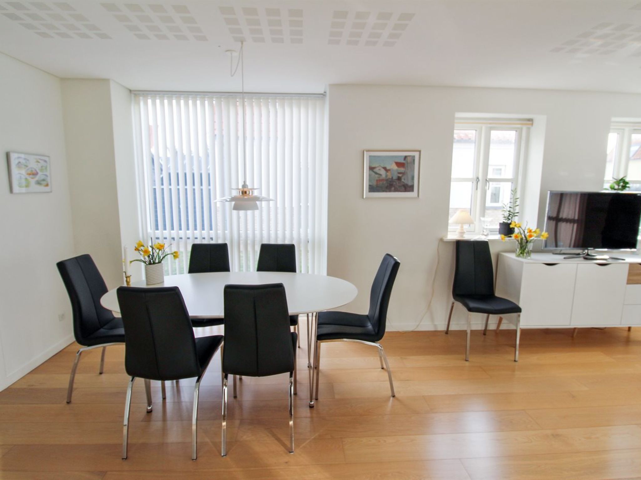 "Gisken" - 600m from the sea - Binnen