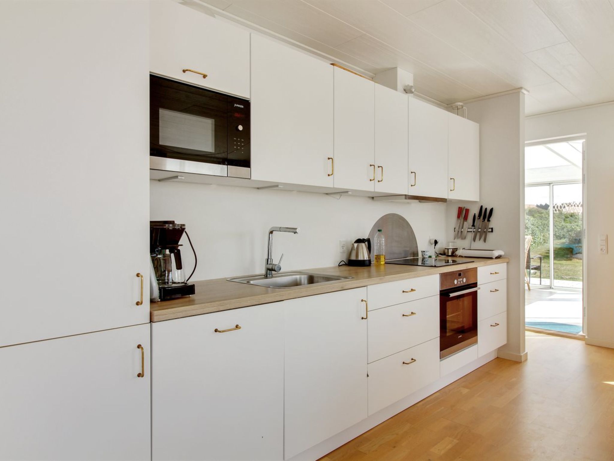 "Annina" - 500m from the sea