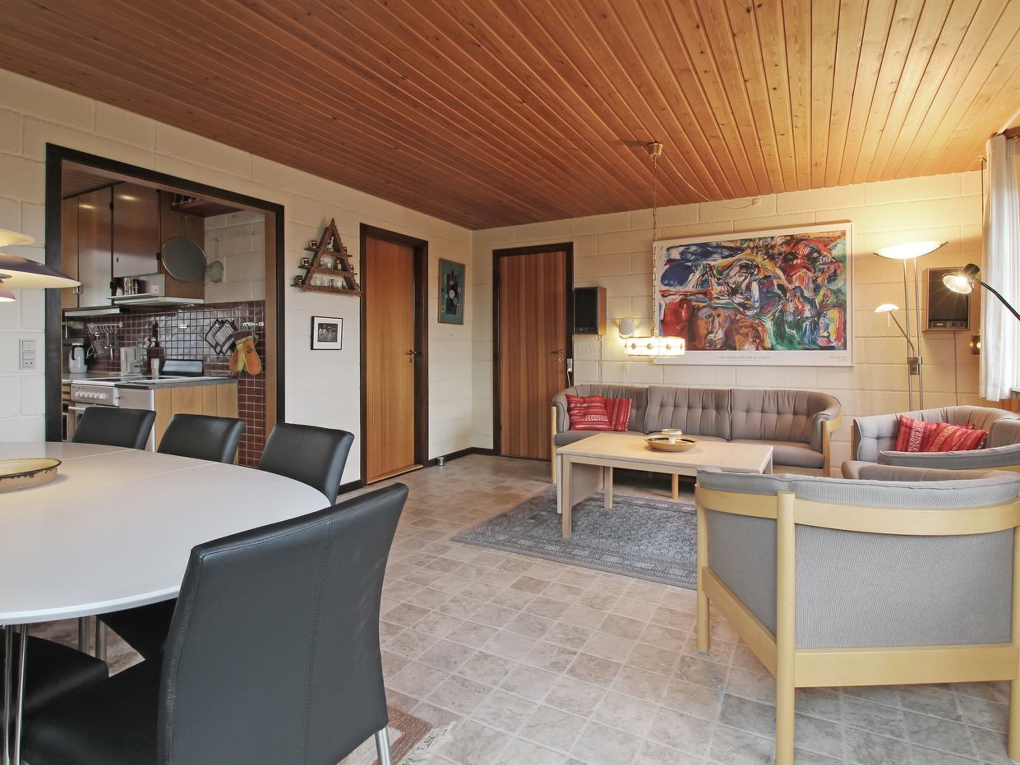 "Ehmi" - 500m from the sea - Binnen