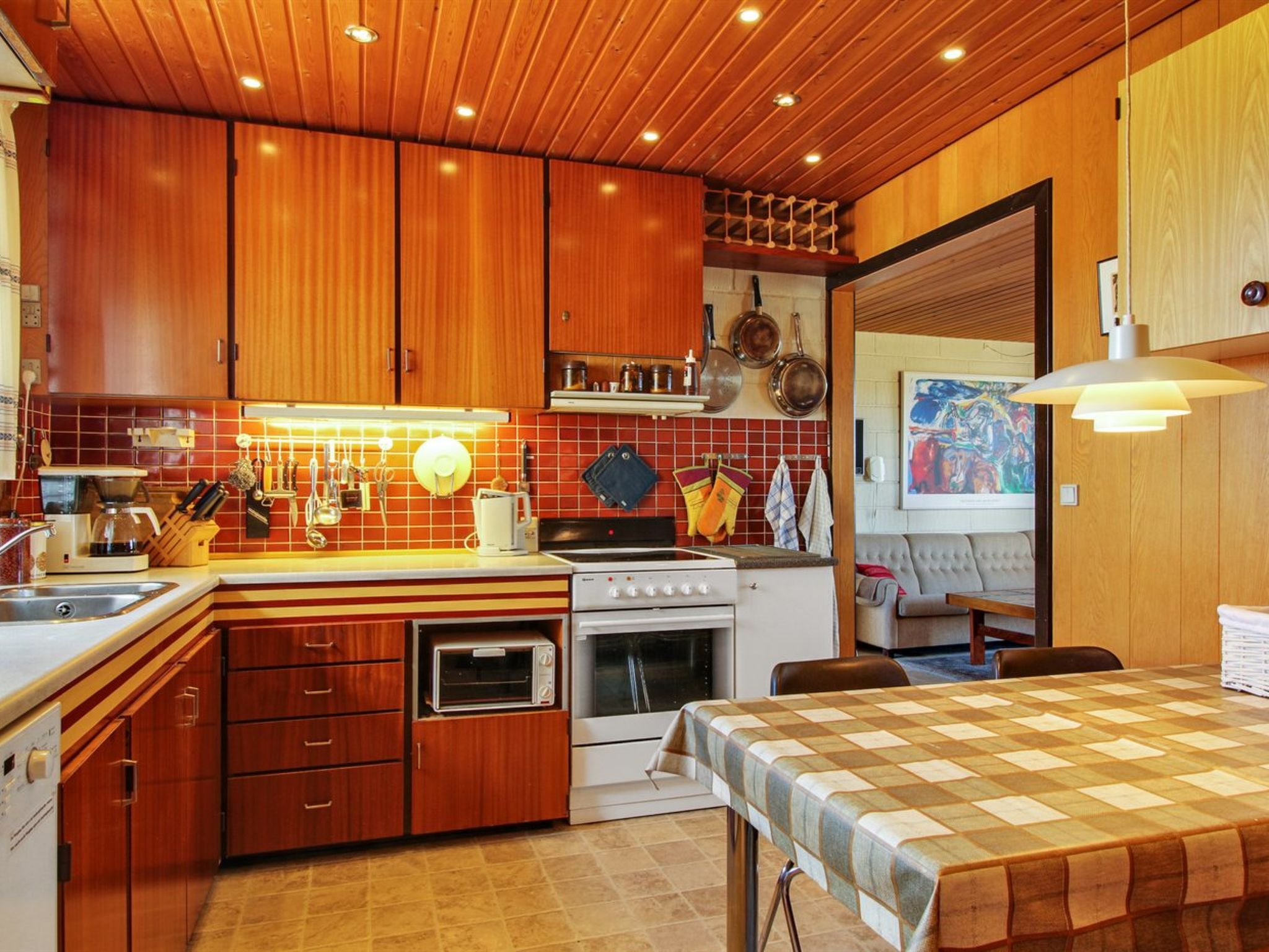 "Ehmi" - 500m from the sea