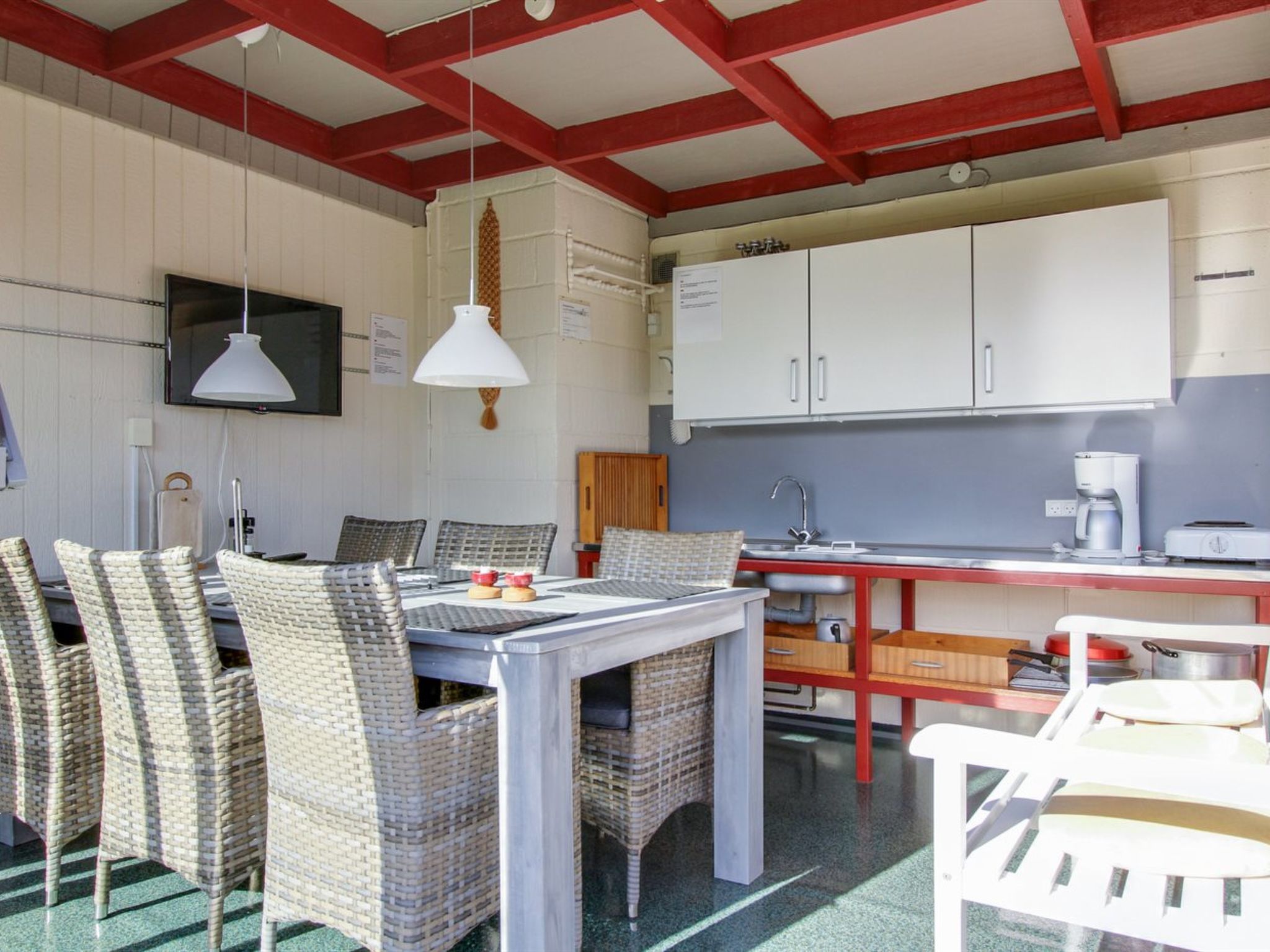 "Ehmi" - 500m from the sea - Binnen