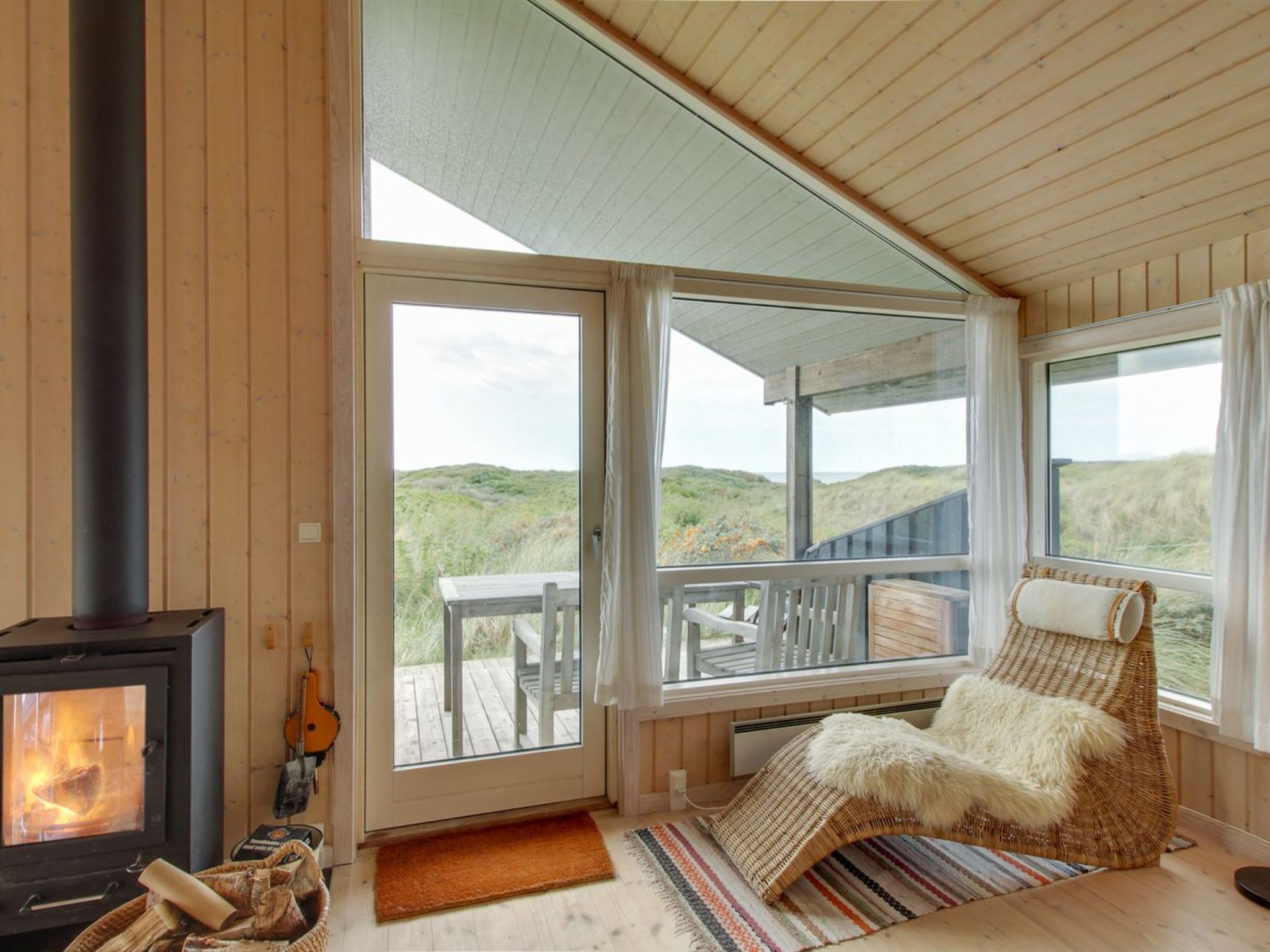 "Eunike" - 220m from the sea - Binnen