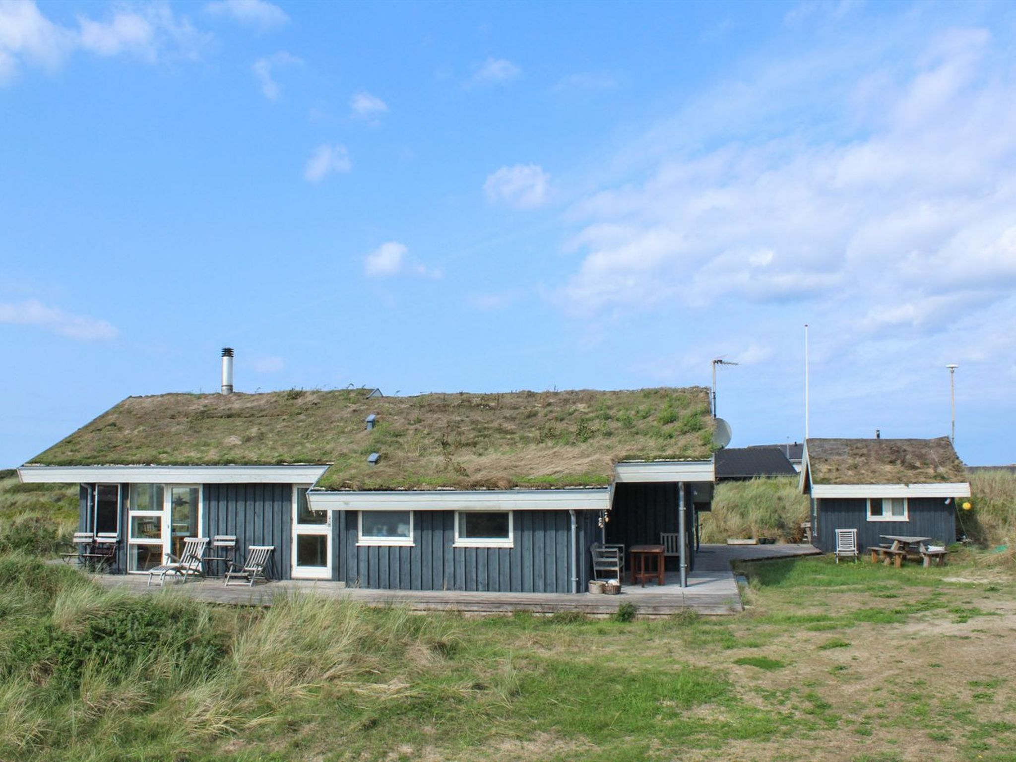 "Eunike" - 220m from the sea - Buiten