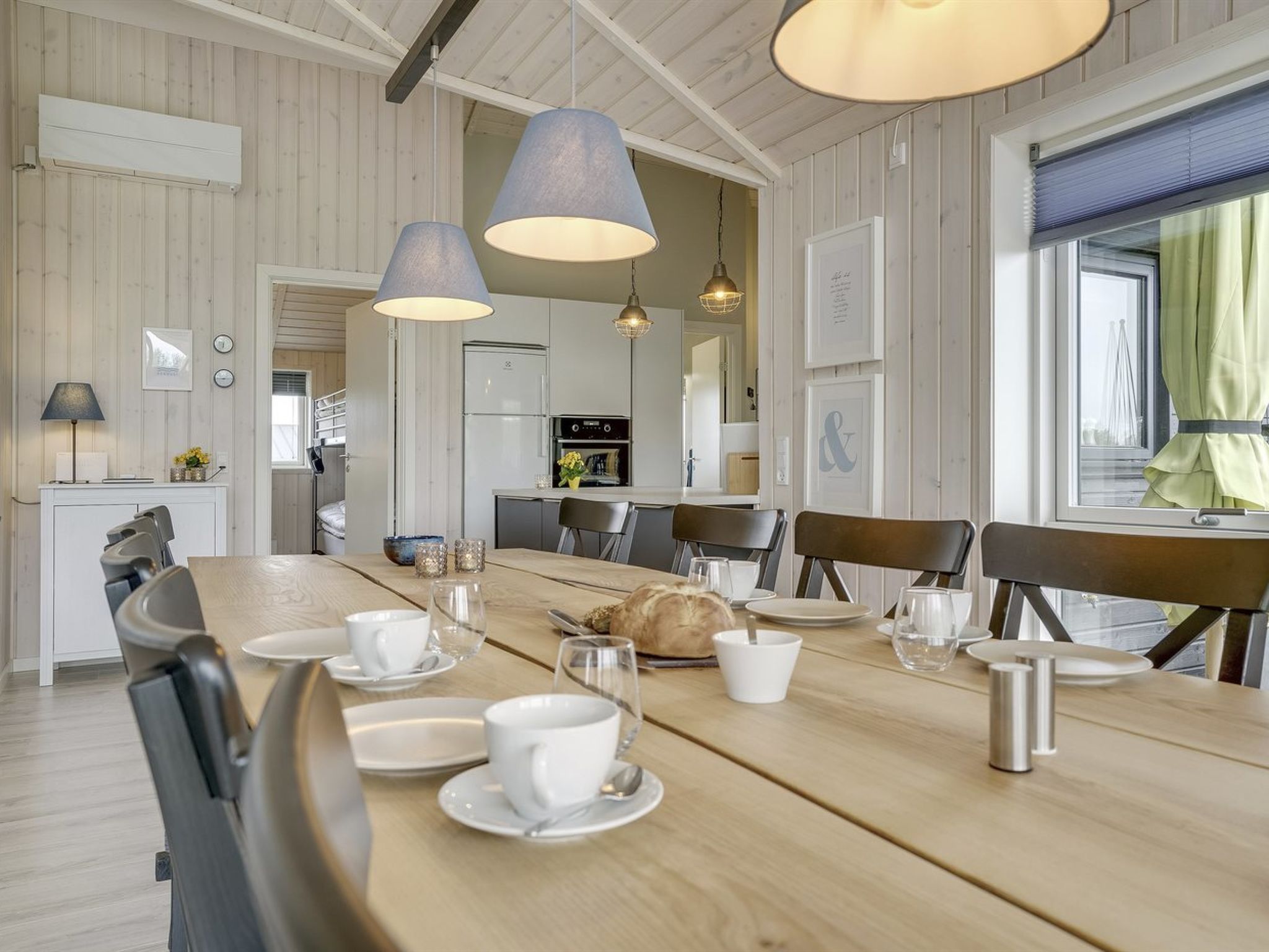"Ina" - 1.2km from the sea - Binnen