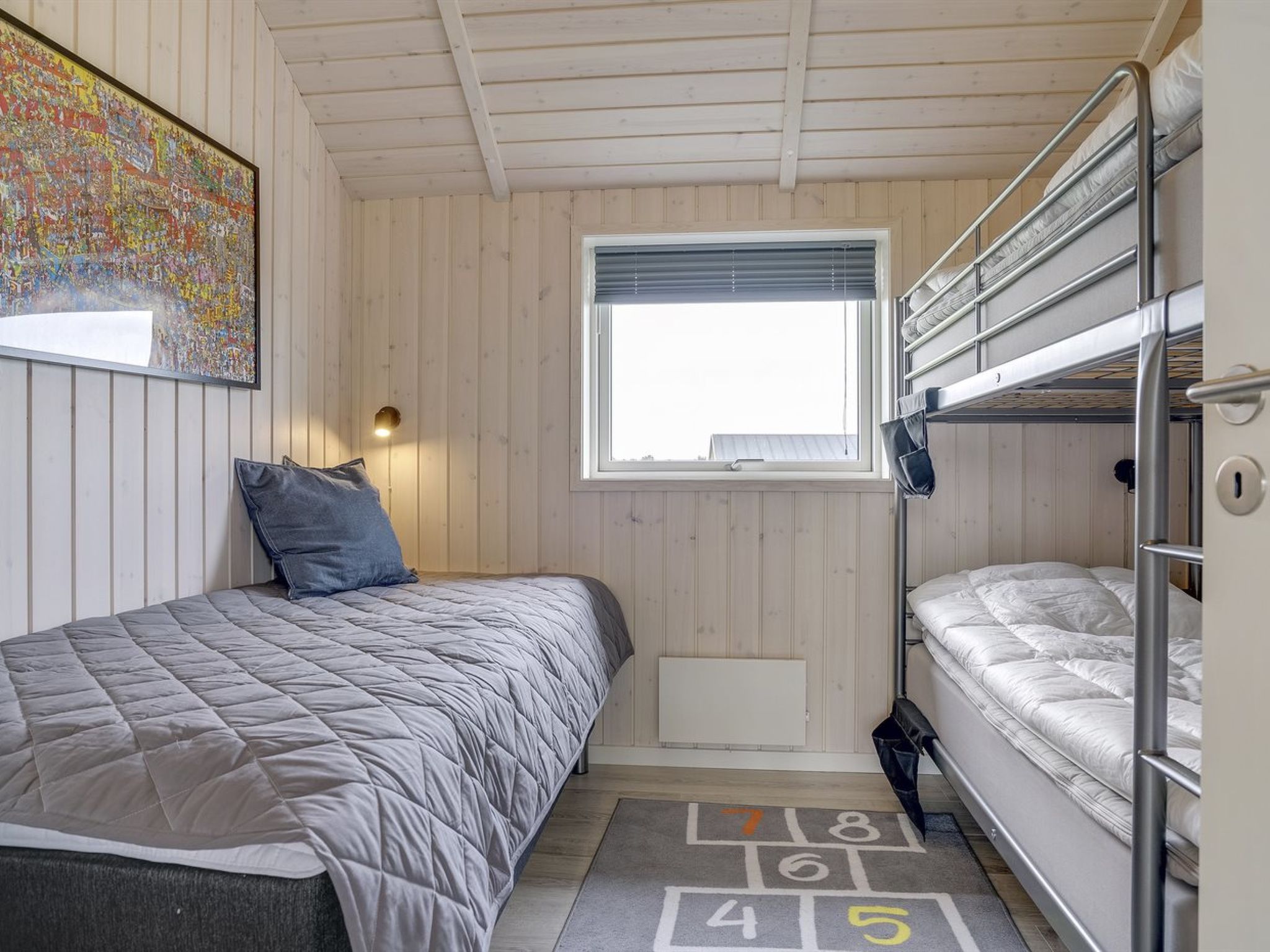 "Ina" - 1.2km from the sea - Binnen