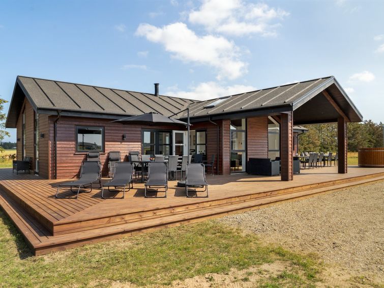 Search and Stay destination Løkken, Denmark from . "Moreen" - 1.5km from the sea in NW Jutland