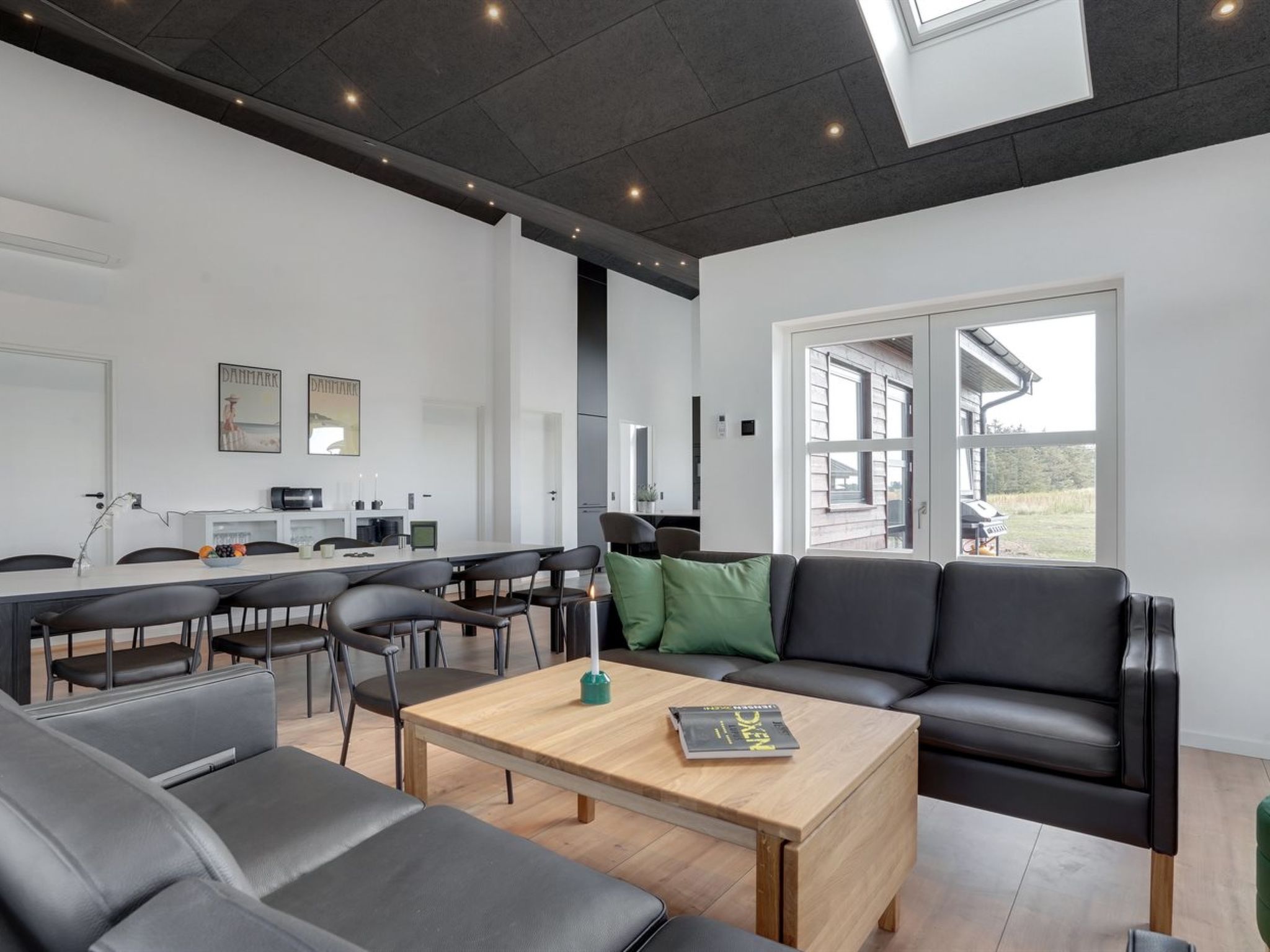 "Moreen" - 1.5km from the sea - Drinnen