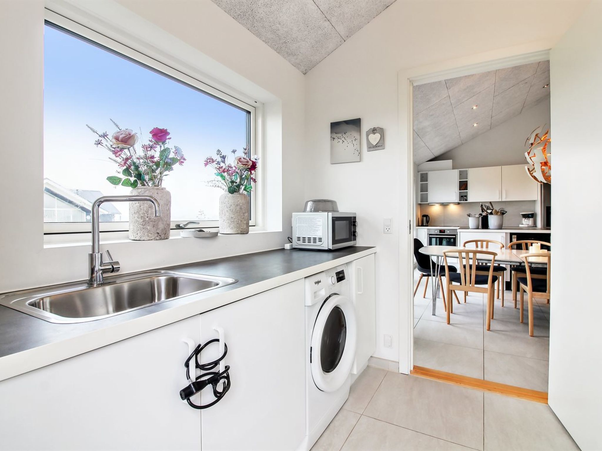 "Edgar" - 1.5km from the sea - Inside
