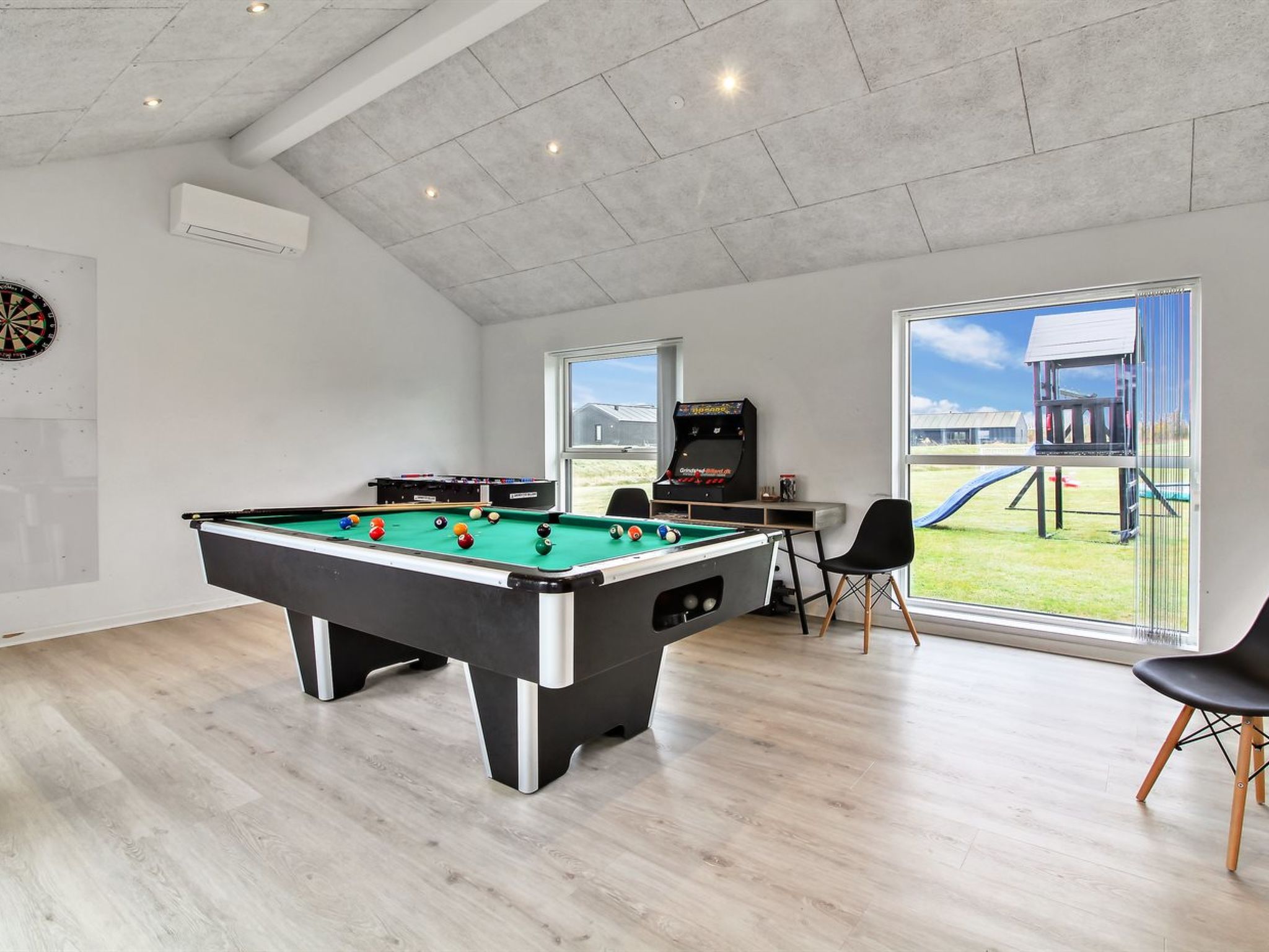 "Edgar" - 1.5km from the sea - Inside