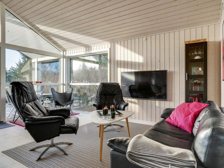 Search and Stay destination Løkken, Denmark from . "Tayara" - 300m from the sea in NW Jutland