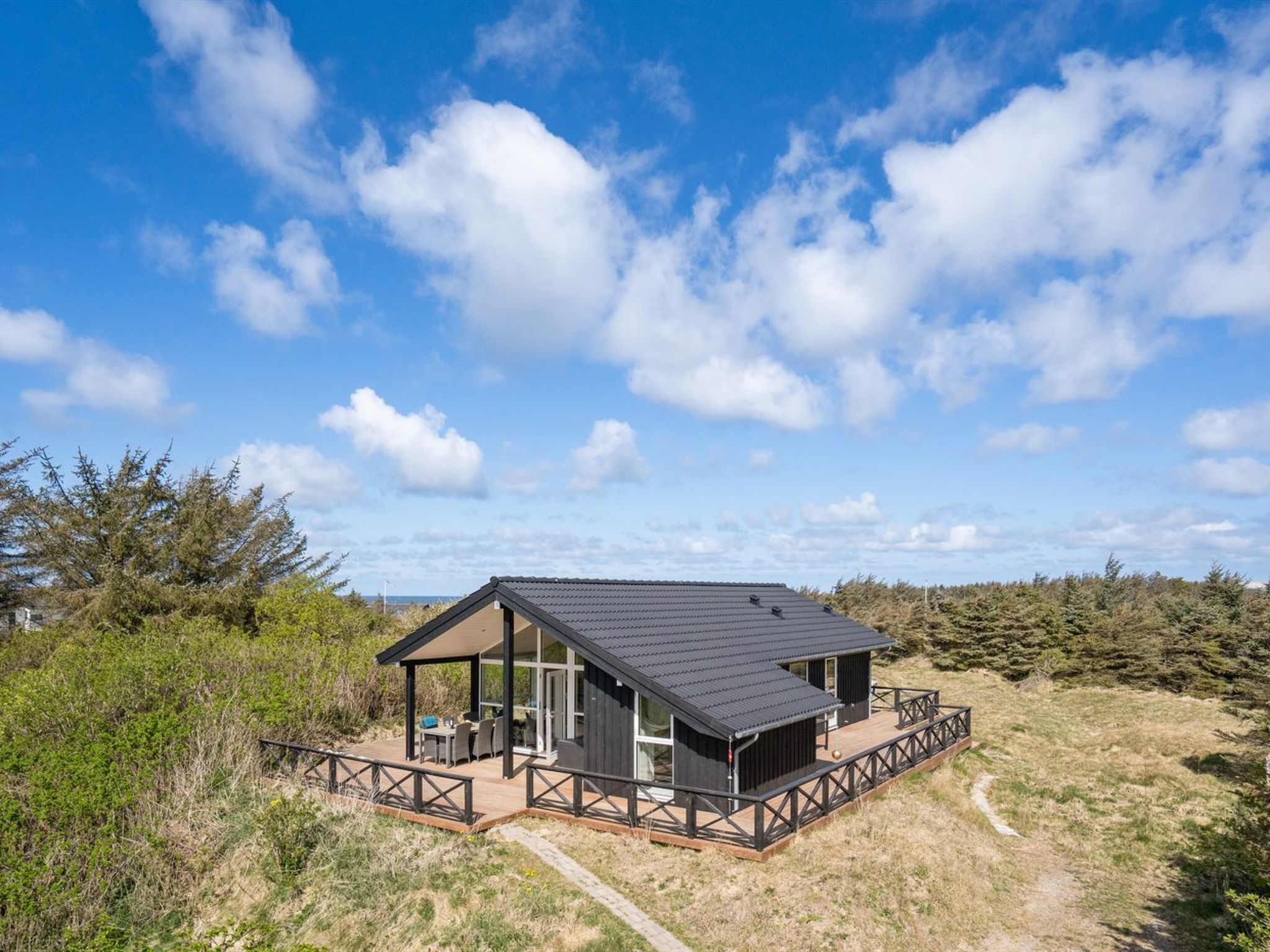 "Tayara" - 300m from the sea