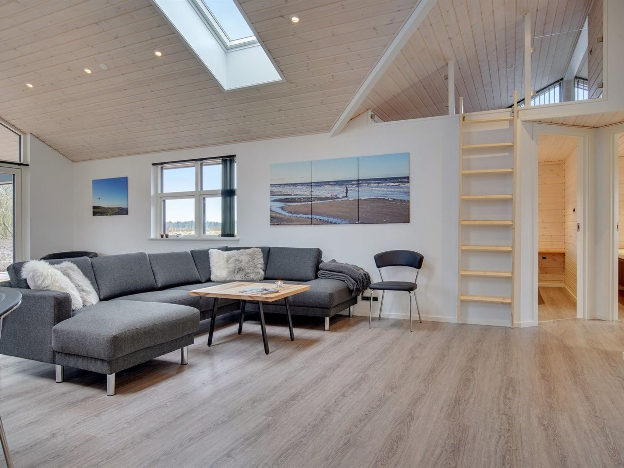 "Amitola" - 700m from the sea - Inside