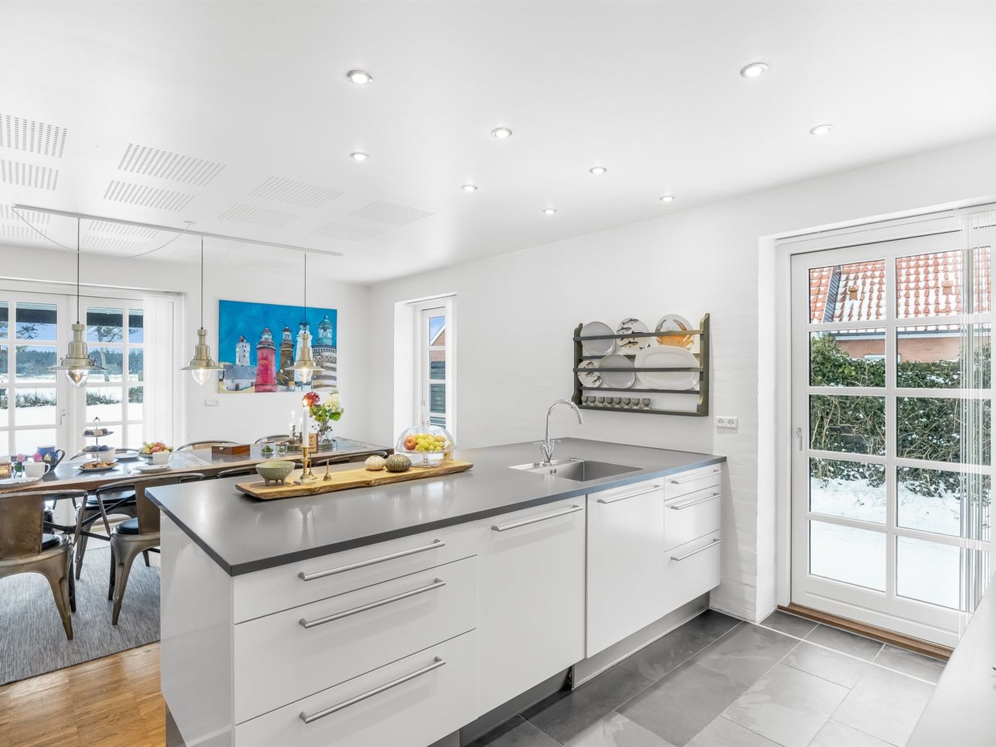 Kitchen / Dining Room