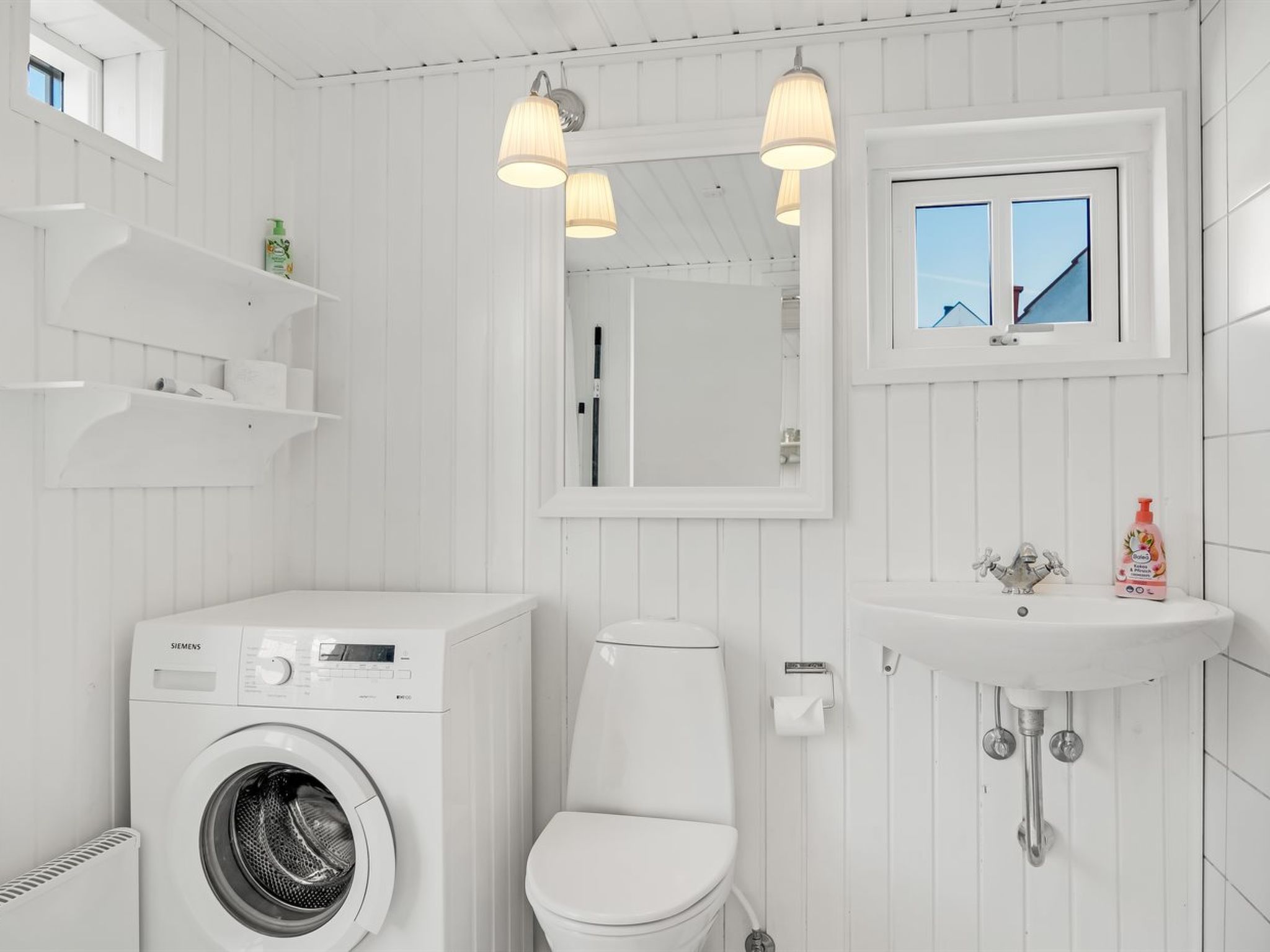 "Uddi" - 150m from the sea-Inside