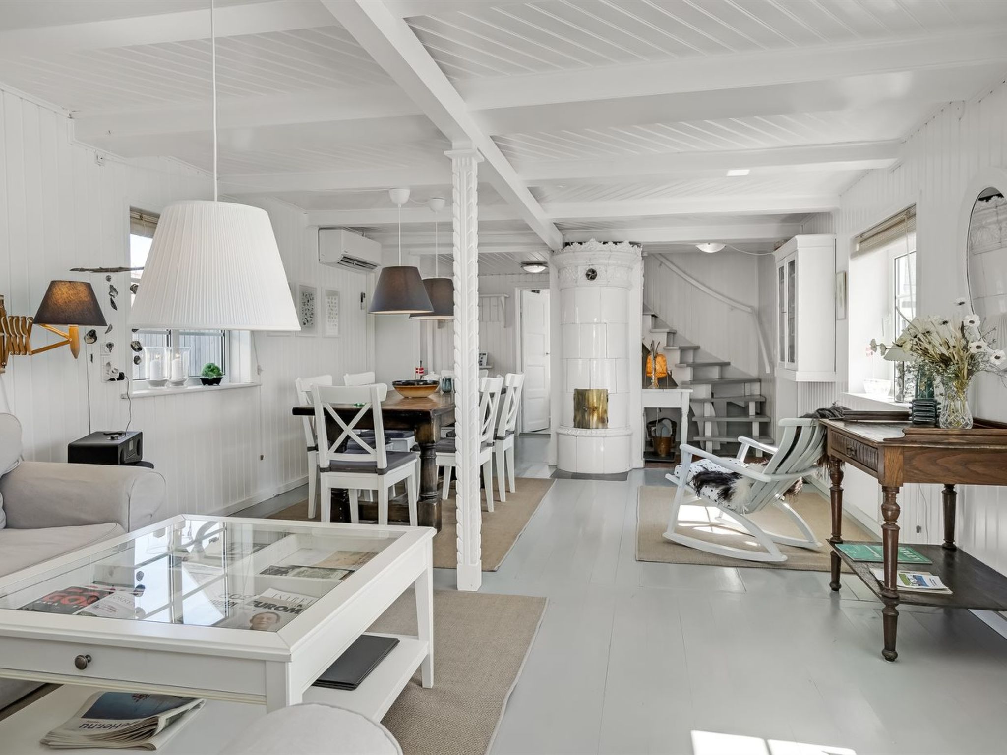 "Uddi" - 150m from the sea-Inside