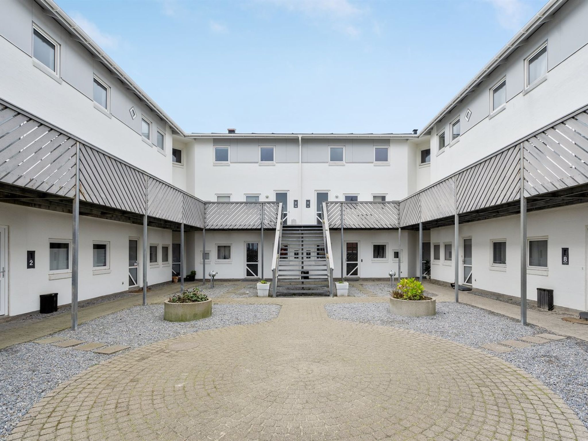 "Meglena" - 50m from the sea-Draußen