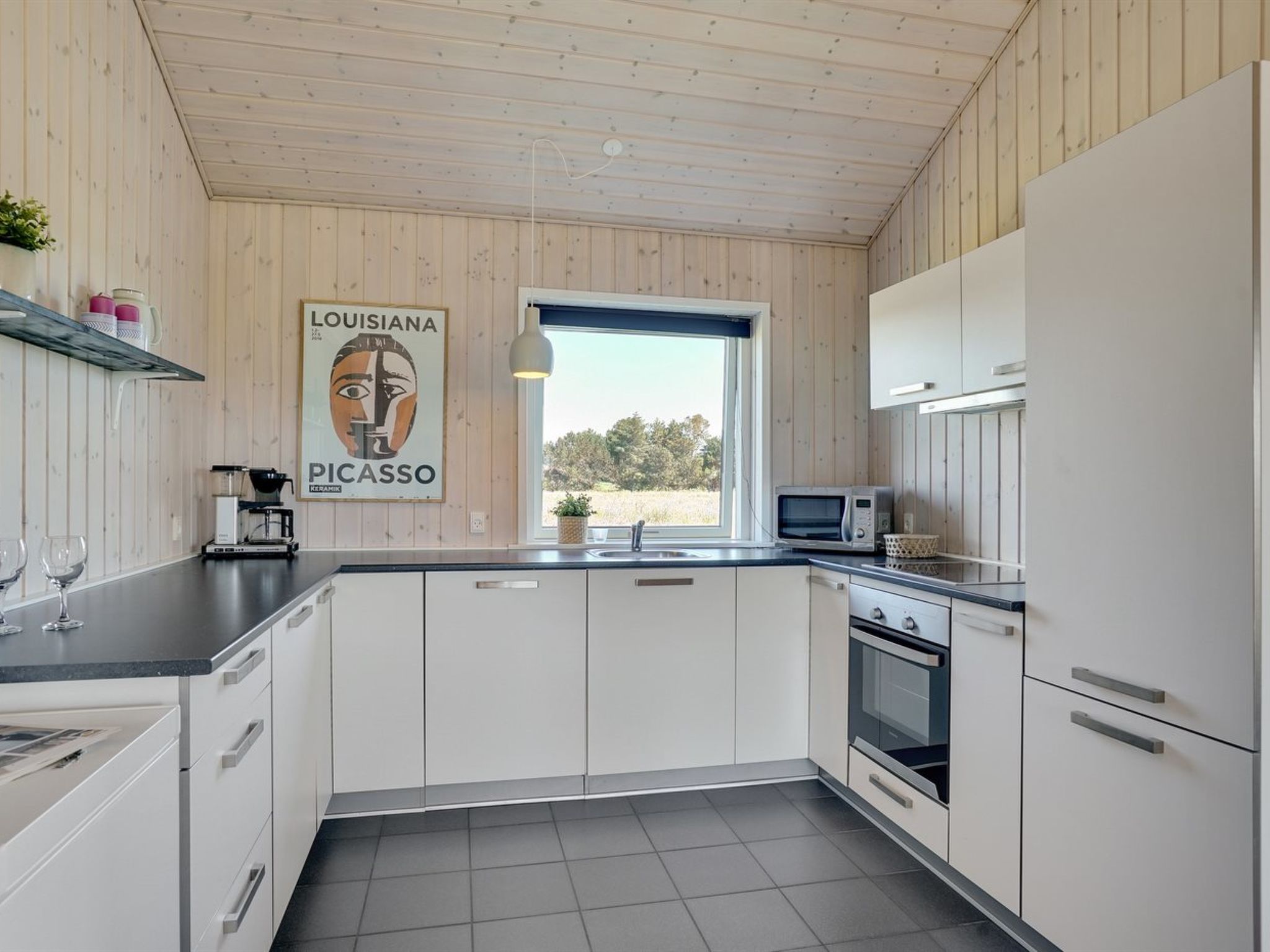 "Elenore" - 900m from the sea-Binnen