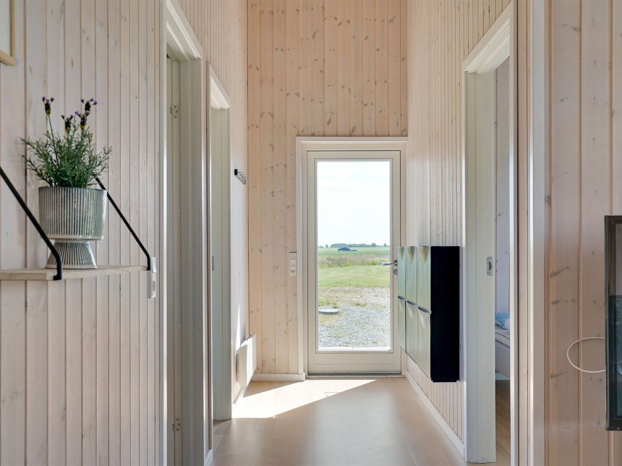 "Elenore" - 900m from the sea-Binnen