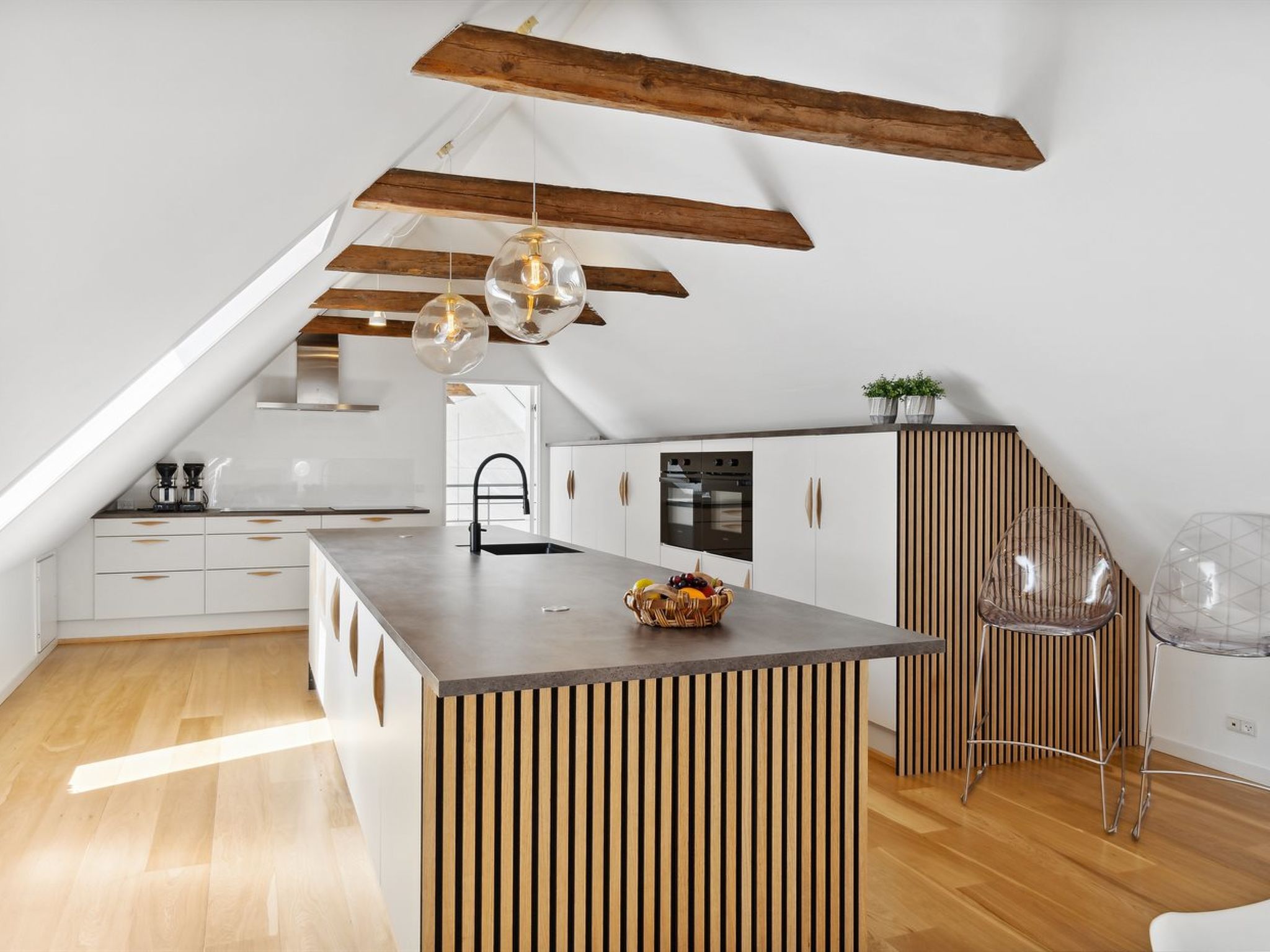"Thilo" - 2.3km from the sea - Binnen